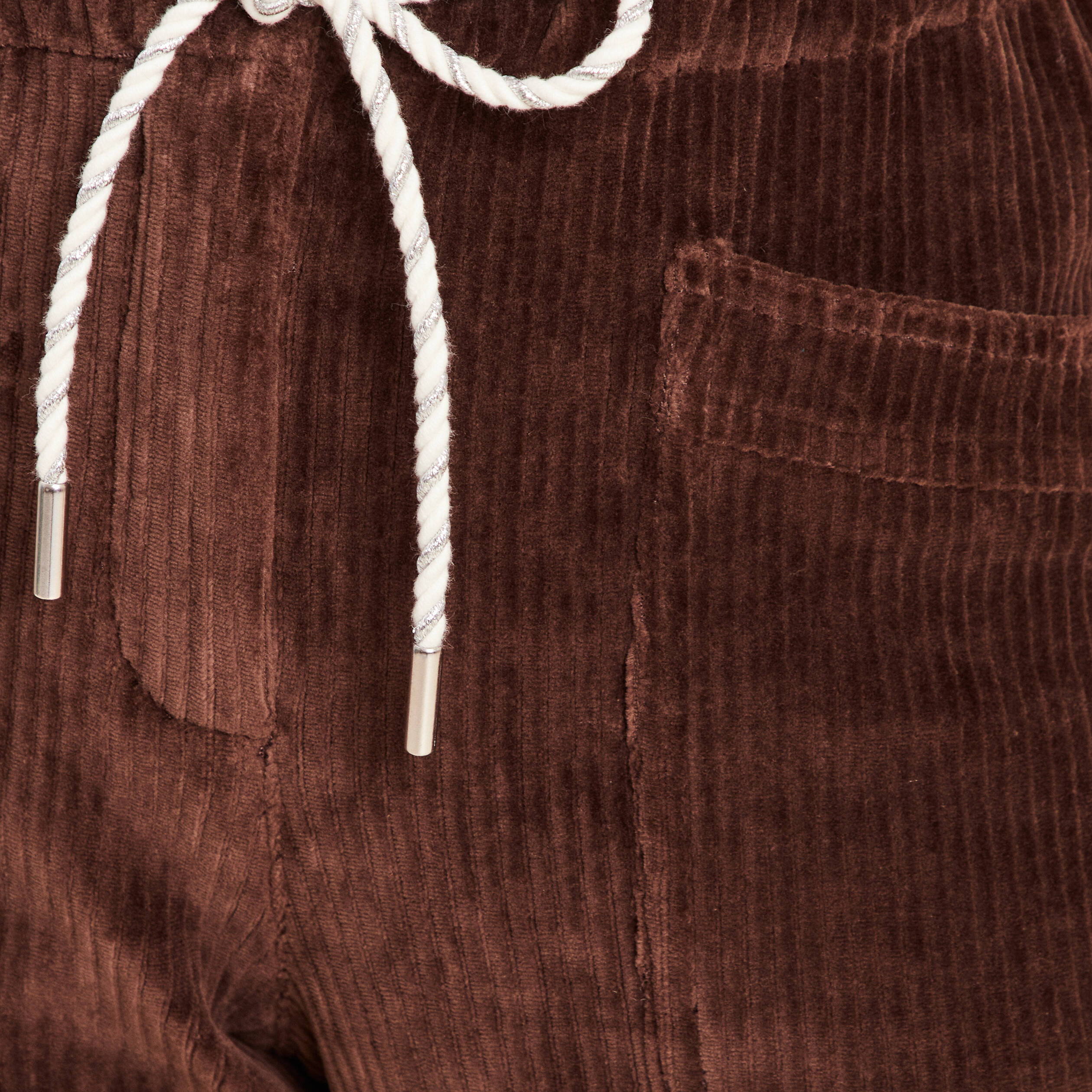 Pantalon coupe mom en velours marron femme