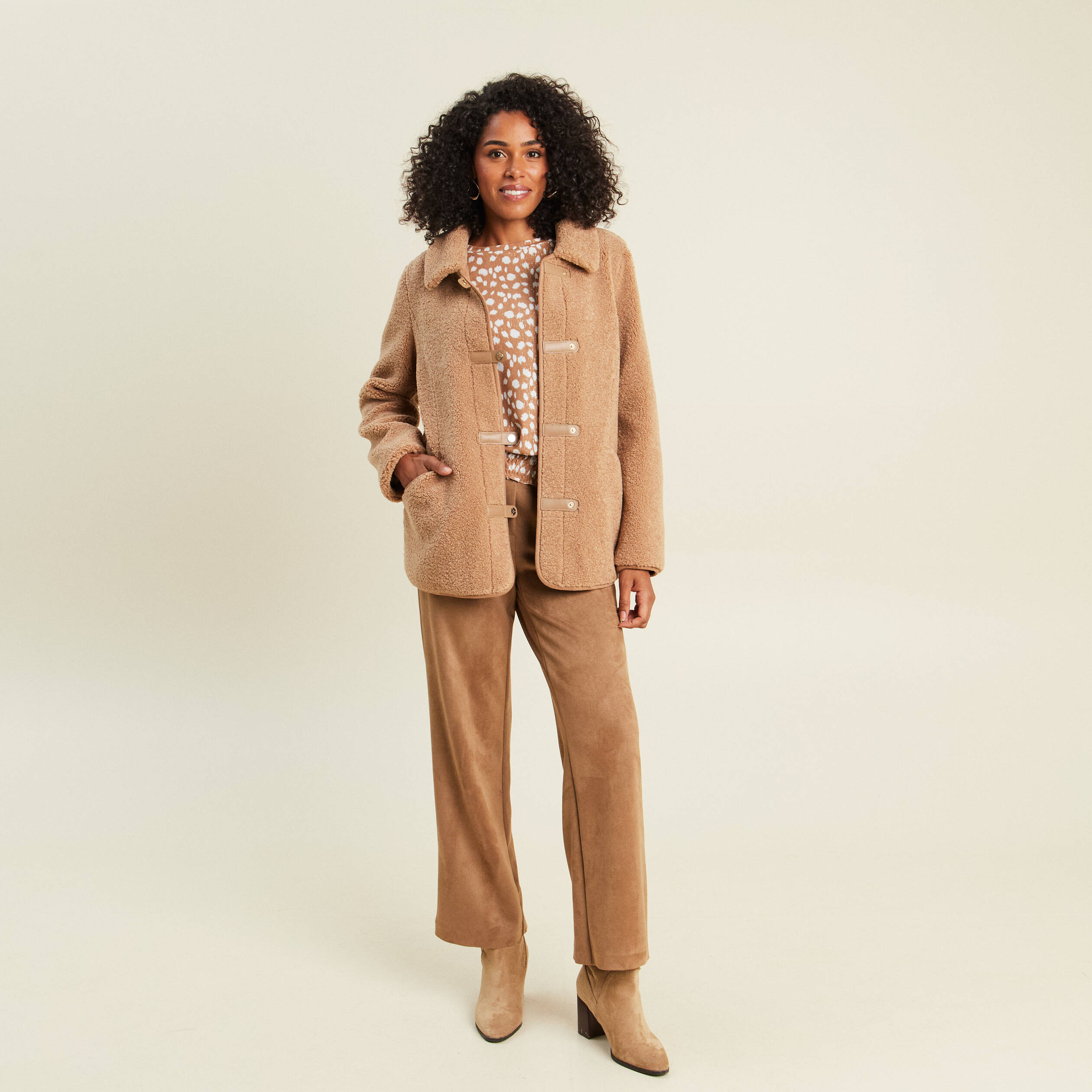 Manteau droit effet mouton beige femme