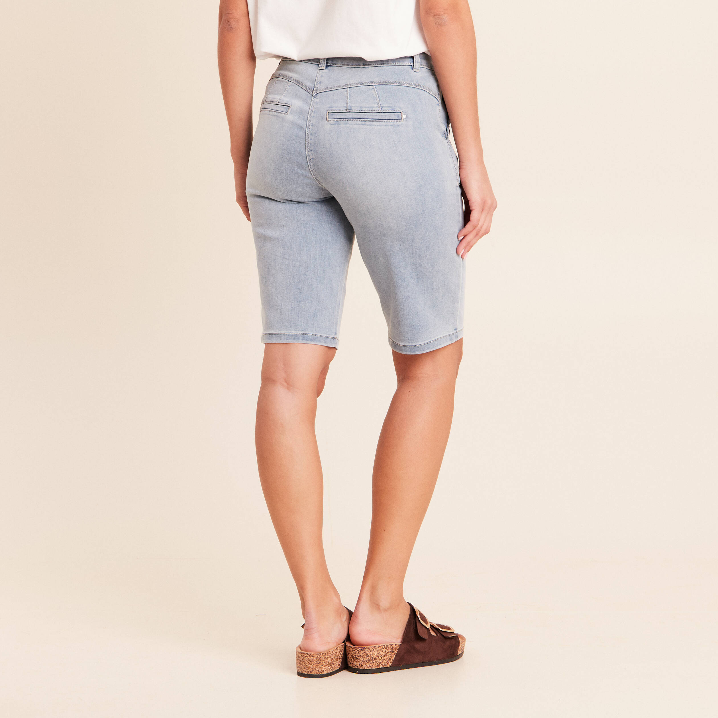 Bermuda ajust&eacute; denim double stone femme