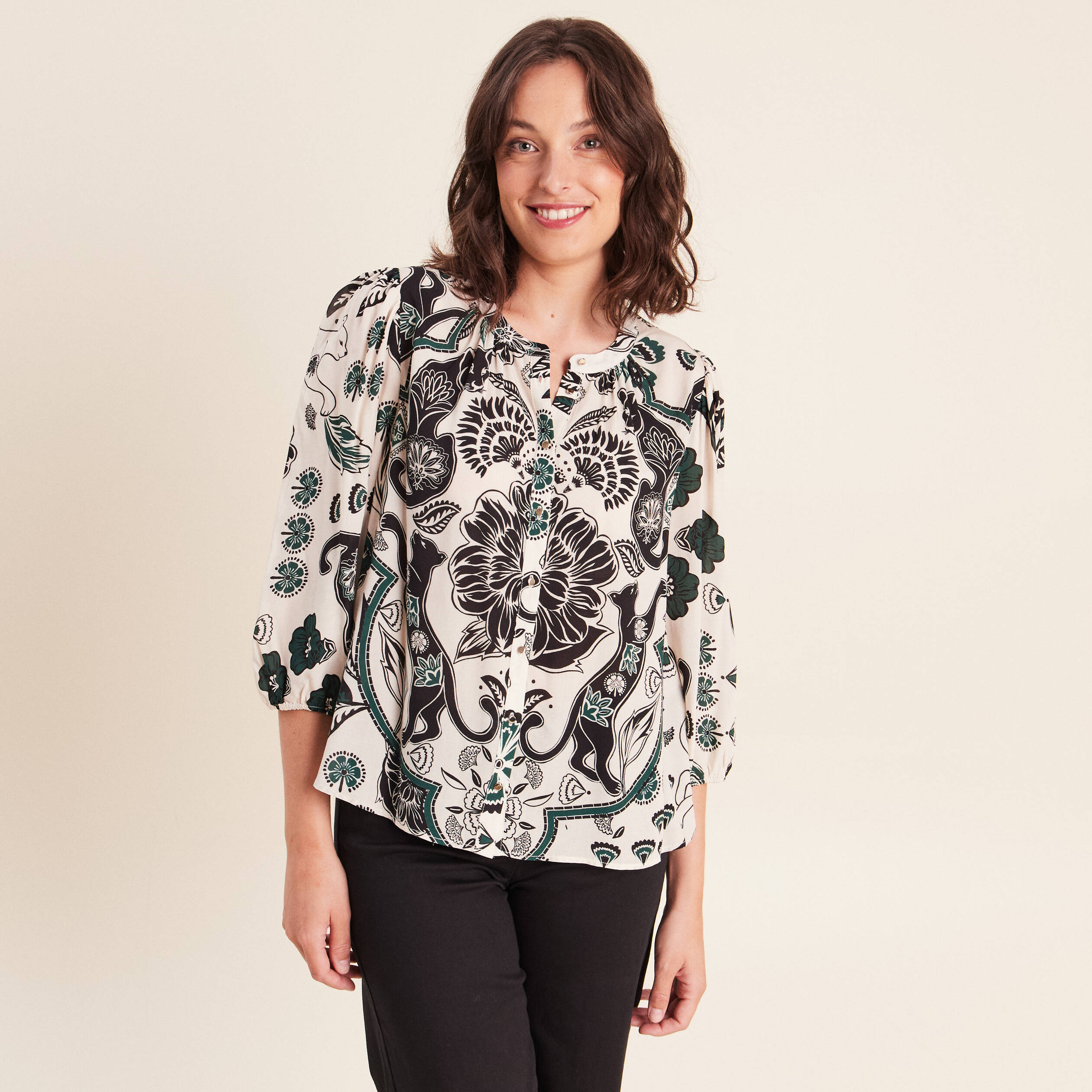 Chemise droite manches 3/4 col rond vert femme