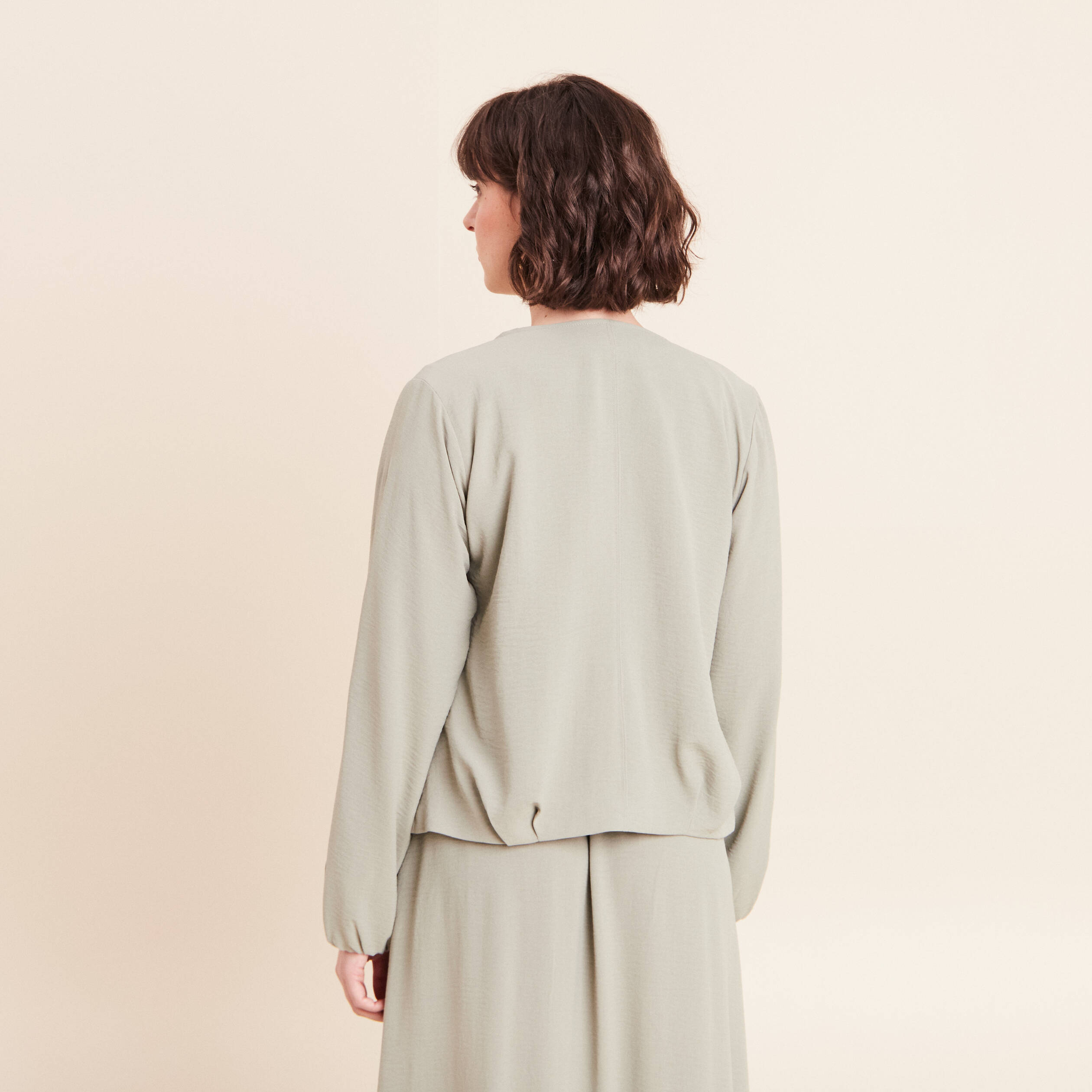Veste fluide manches longues doubl&eacute;e vert clair femme