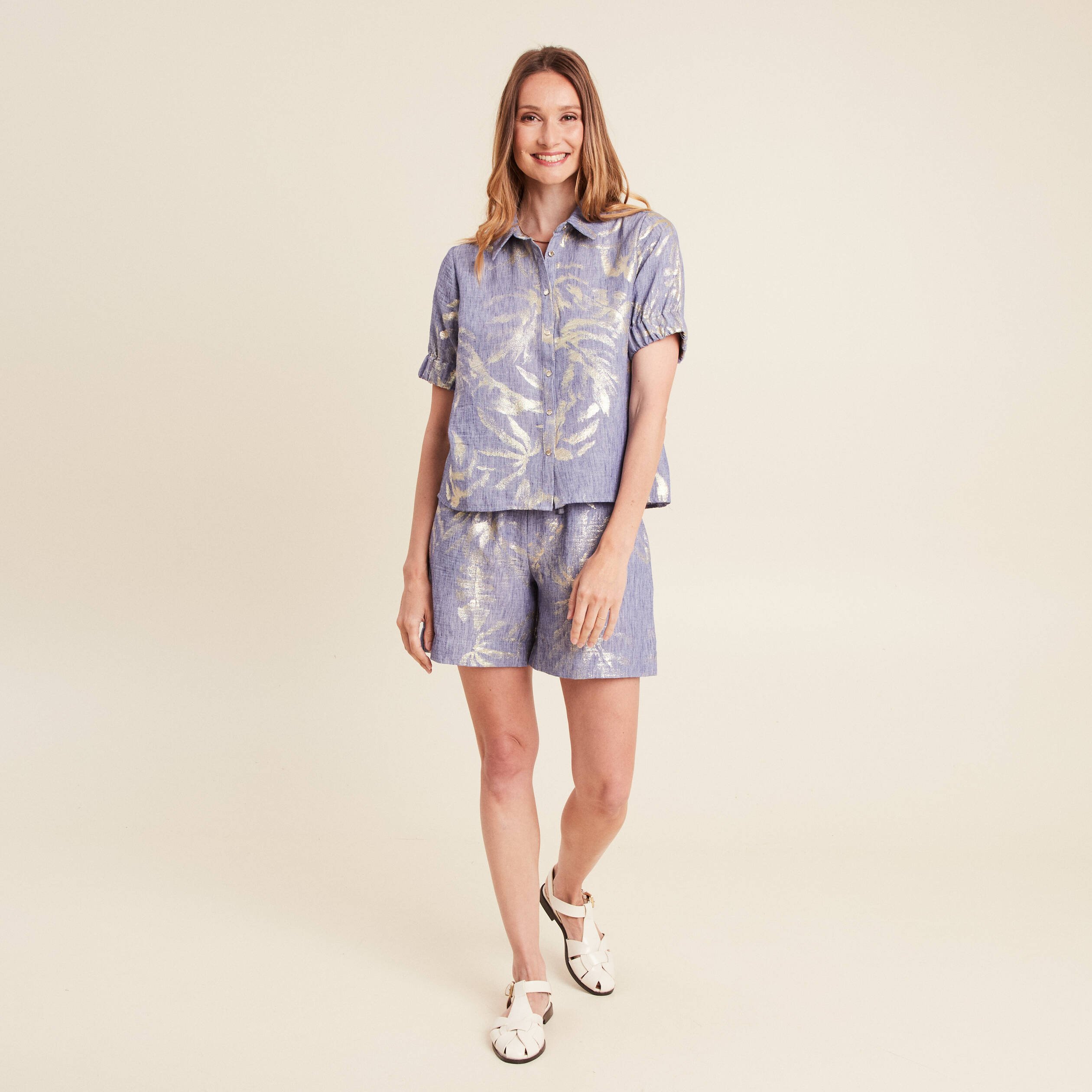 chemise droite courte manches courtes bleu lavande femme Chemise droite courte manches courtes bleu lavande femme