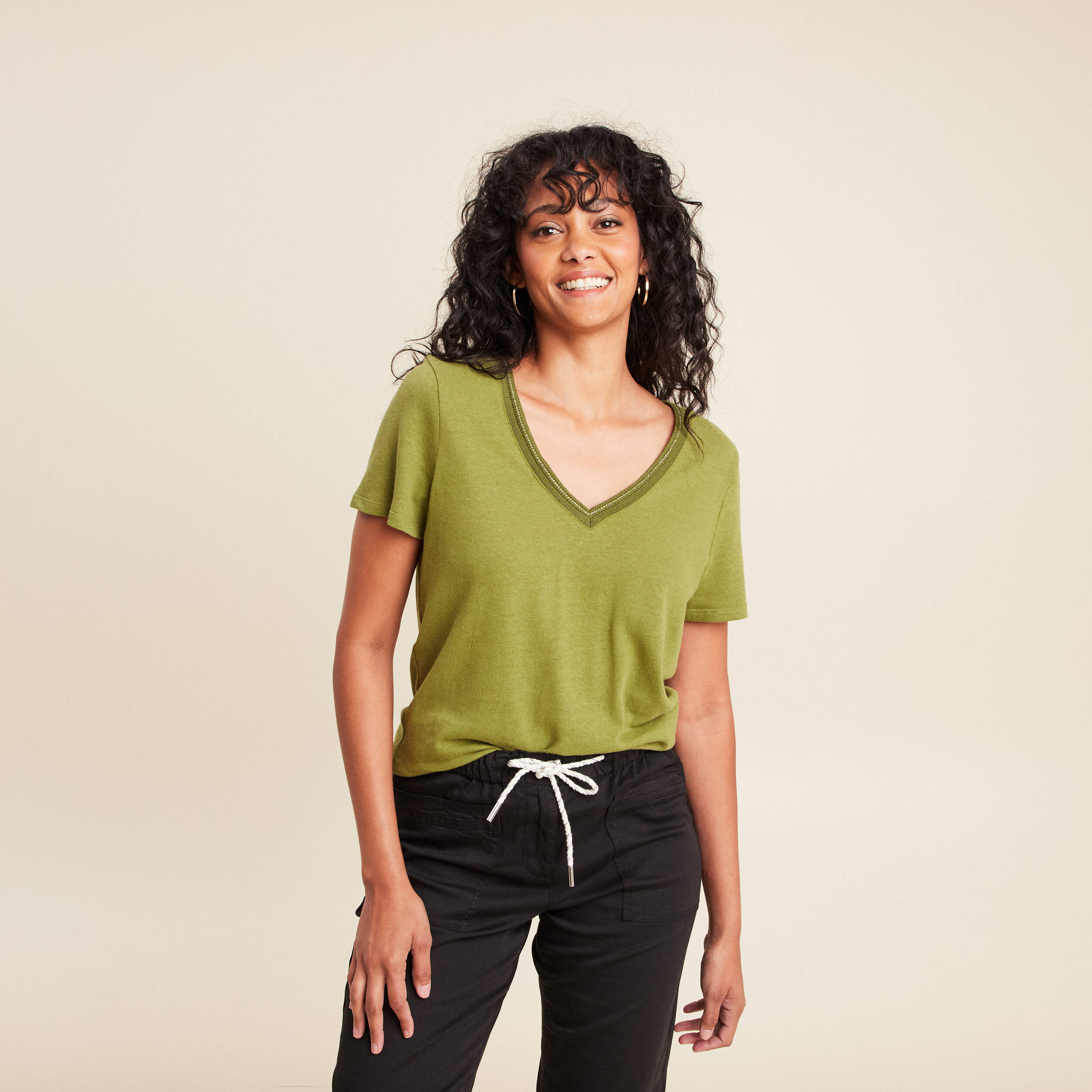 t shirt manches courtes col en v vert femme T-shirt manches courtes col en V vert femme