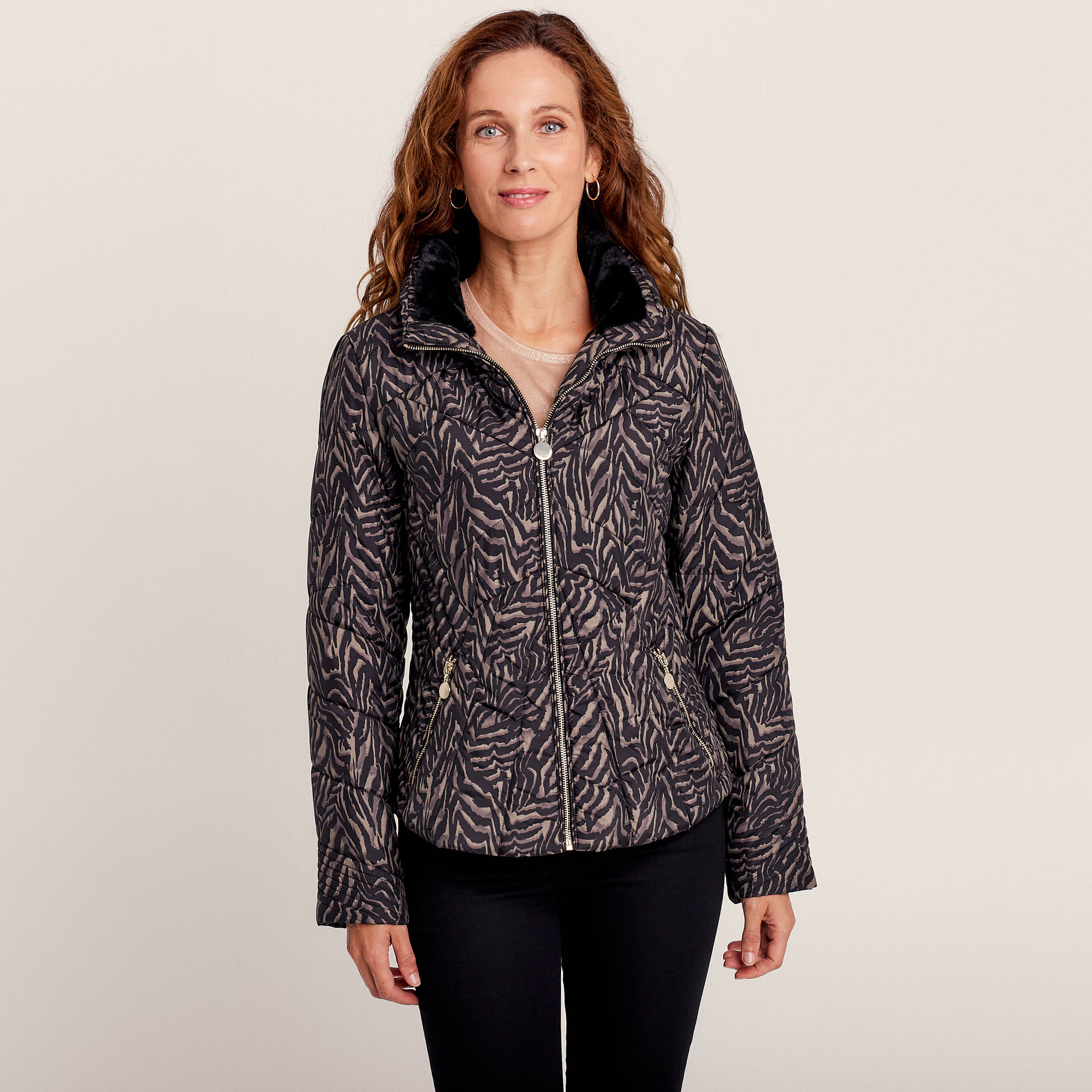 doudoune deperlante droite zippee noir femme Doudoune déperlante droite zippée noir femme