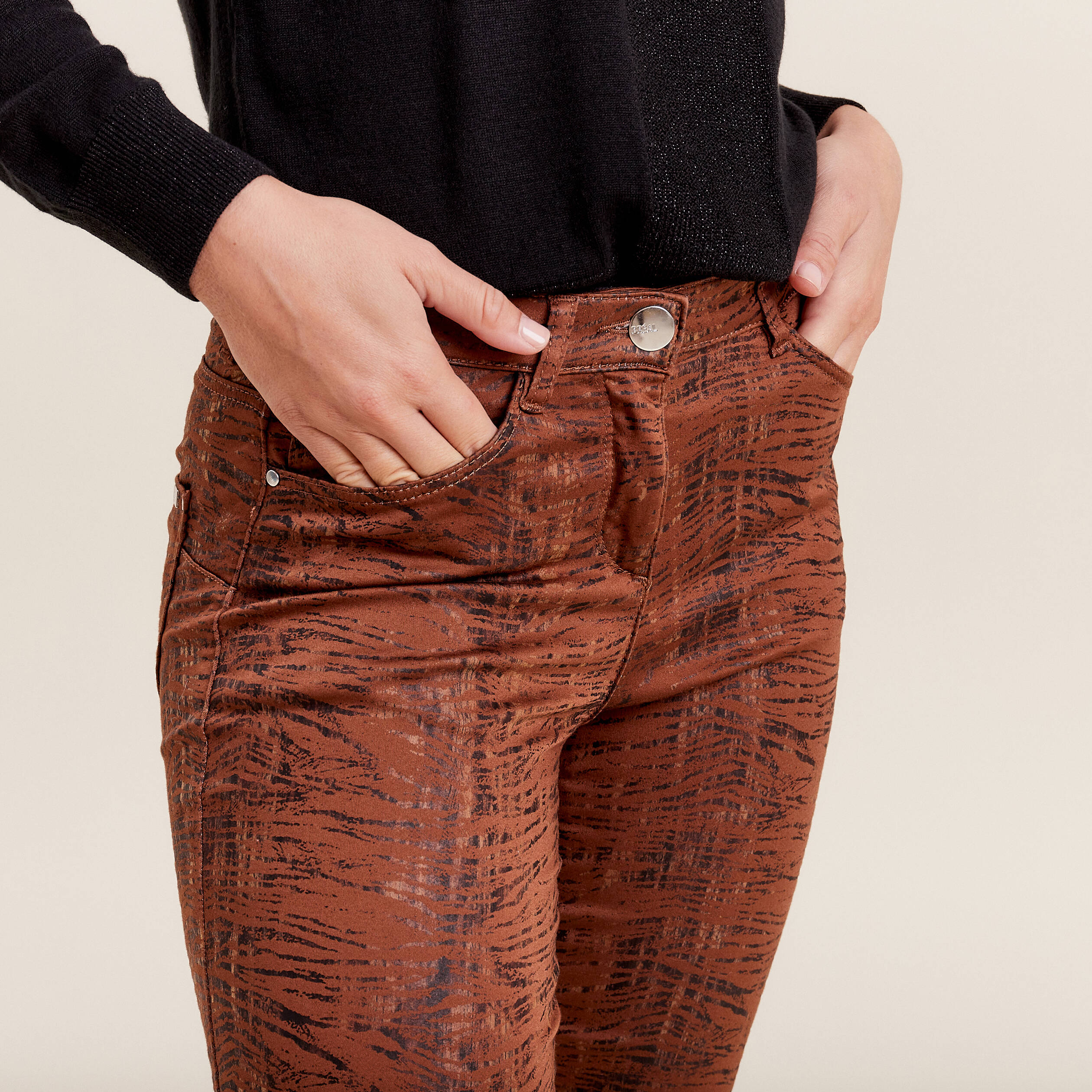 Pantalon ajusté 7/8ème marron cognac femme