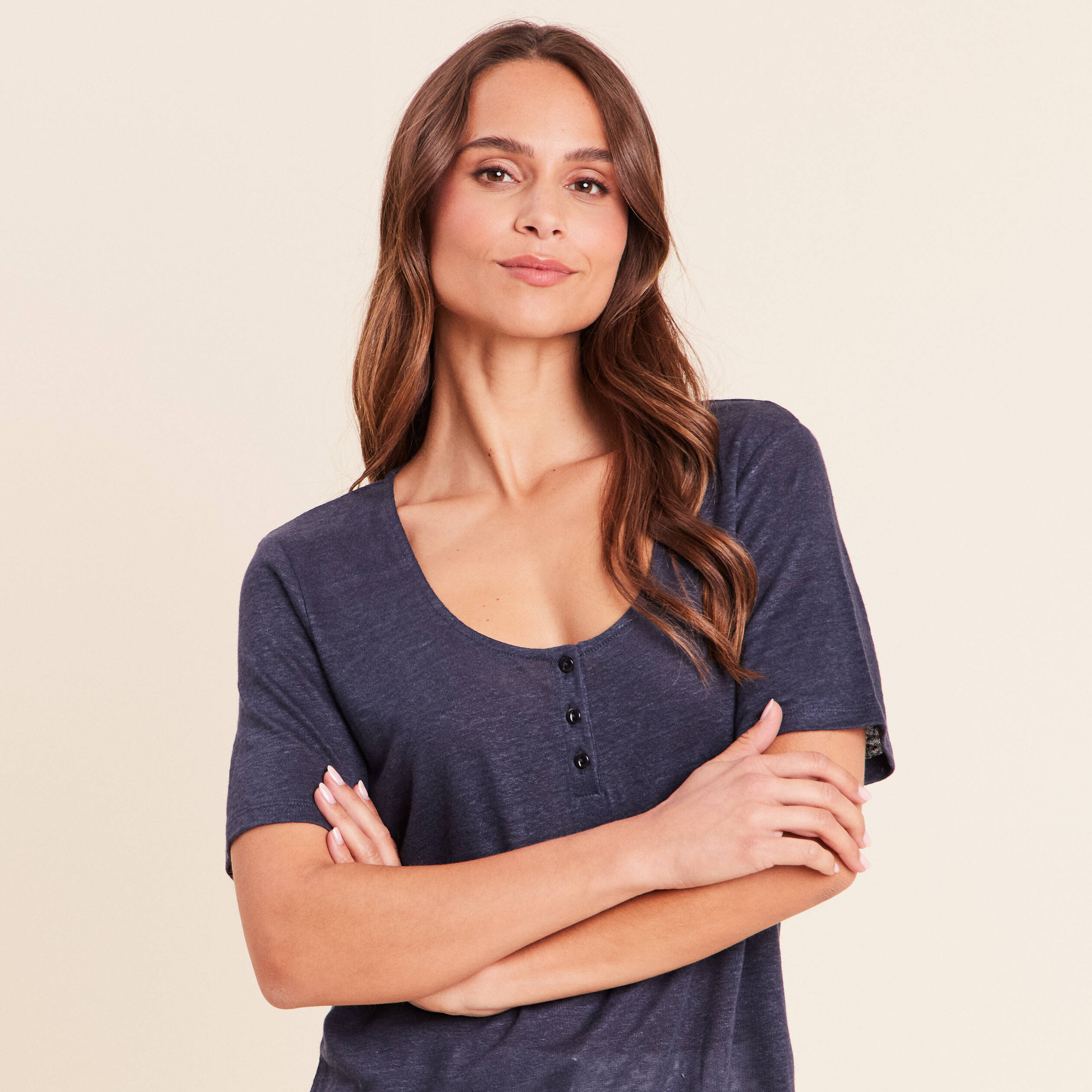 T-shirt droit col rond manches courtes bleu marine femme