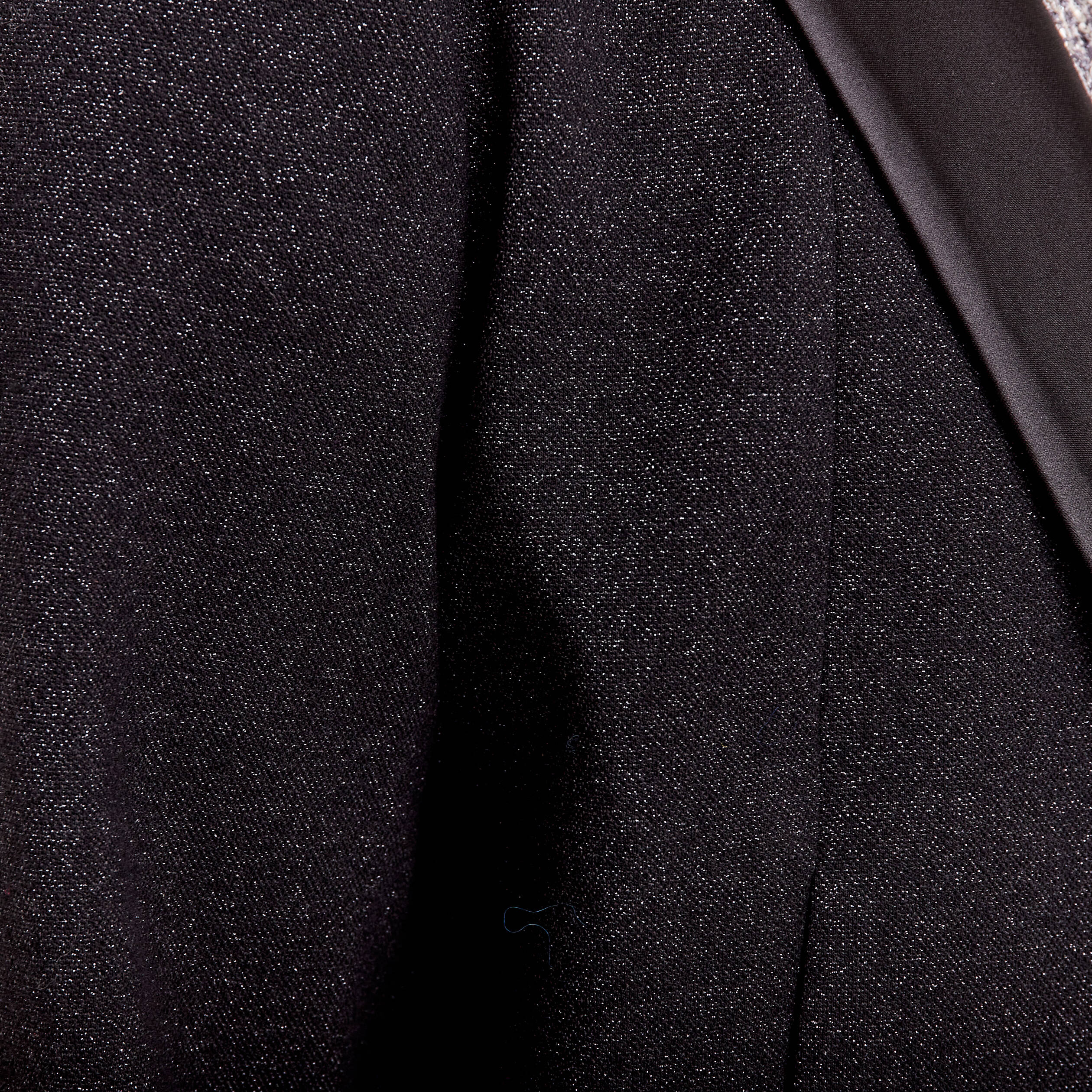 Veste ajustée col en satin noir femme
