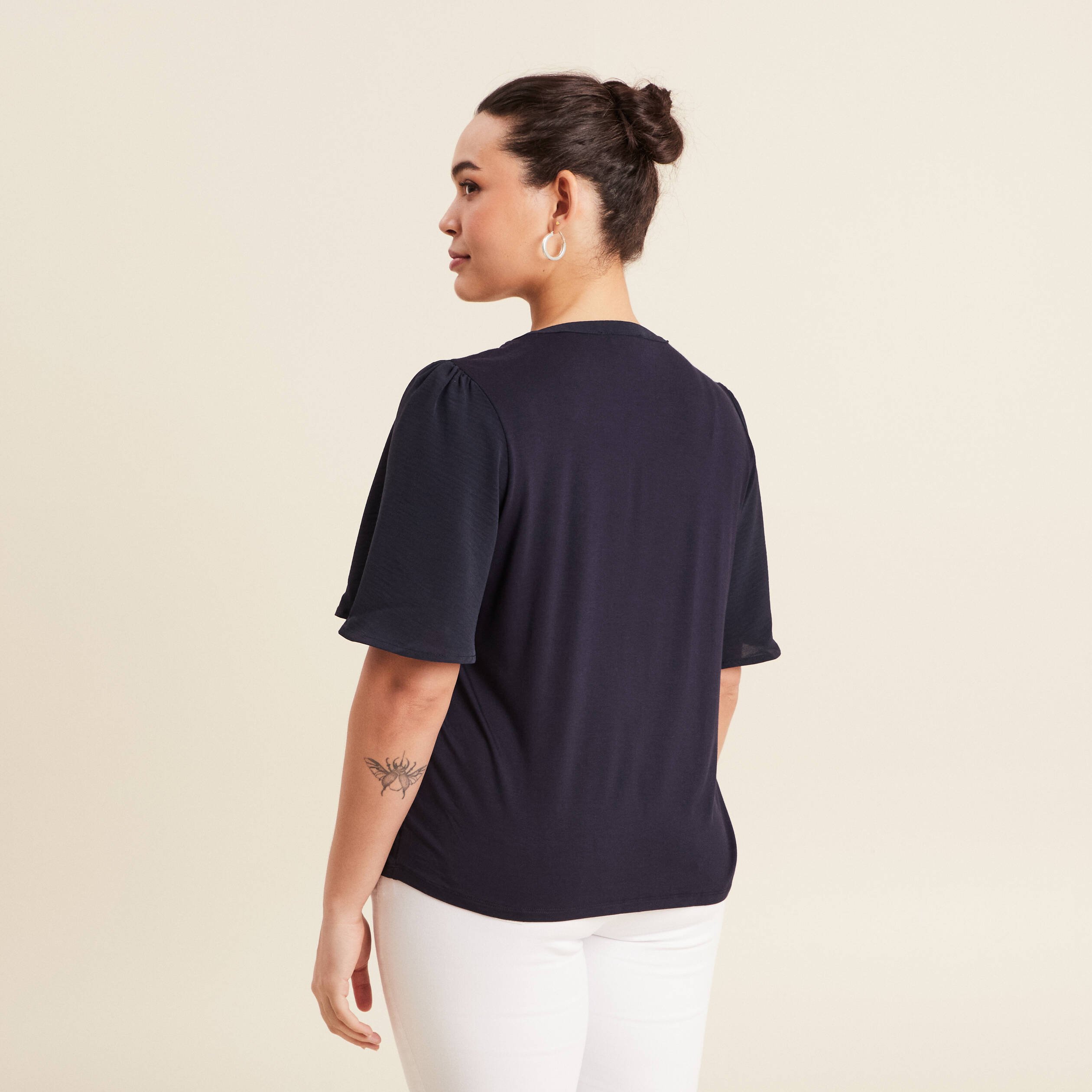 t shirt manches courtes bleu fonce femme T-shirt manches courtes bleu foncé femme