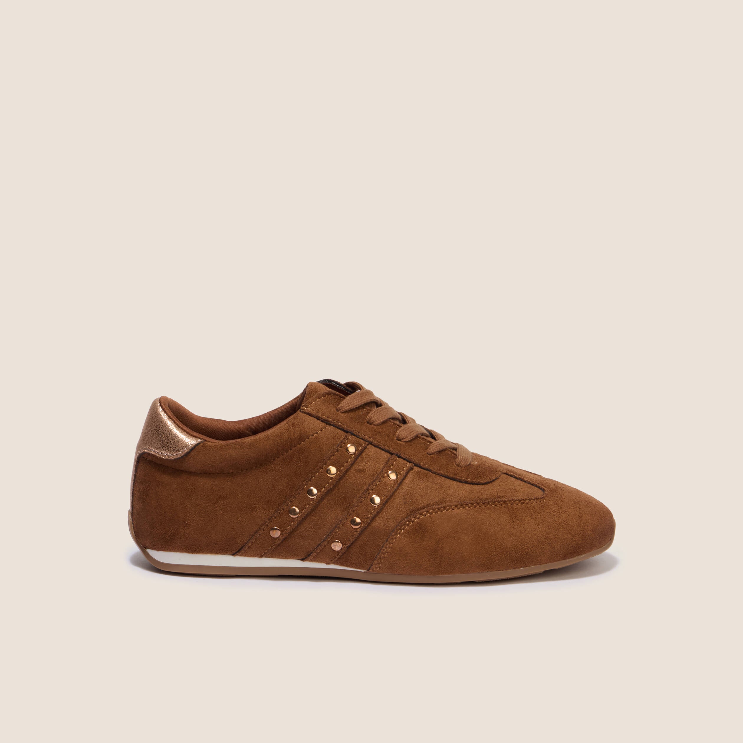 Basket semelle fine aspect daim marron fonc&eacute; femme
