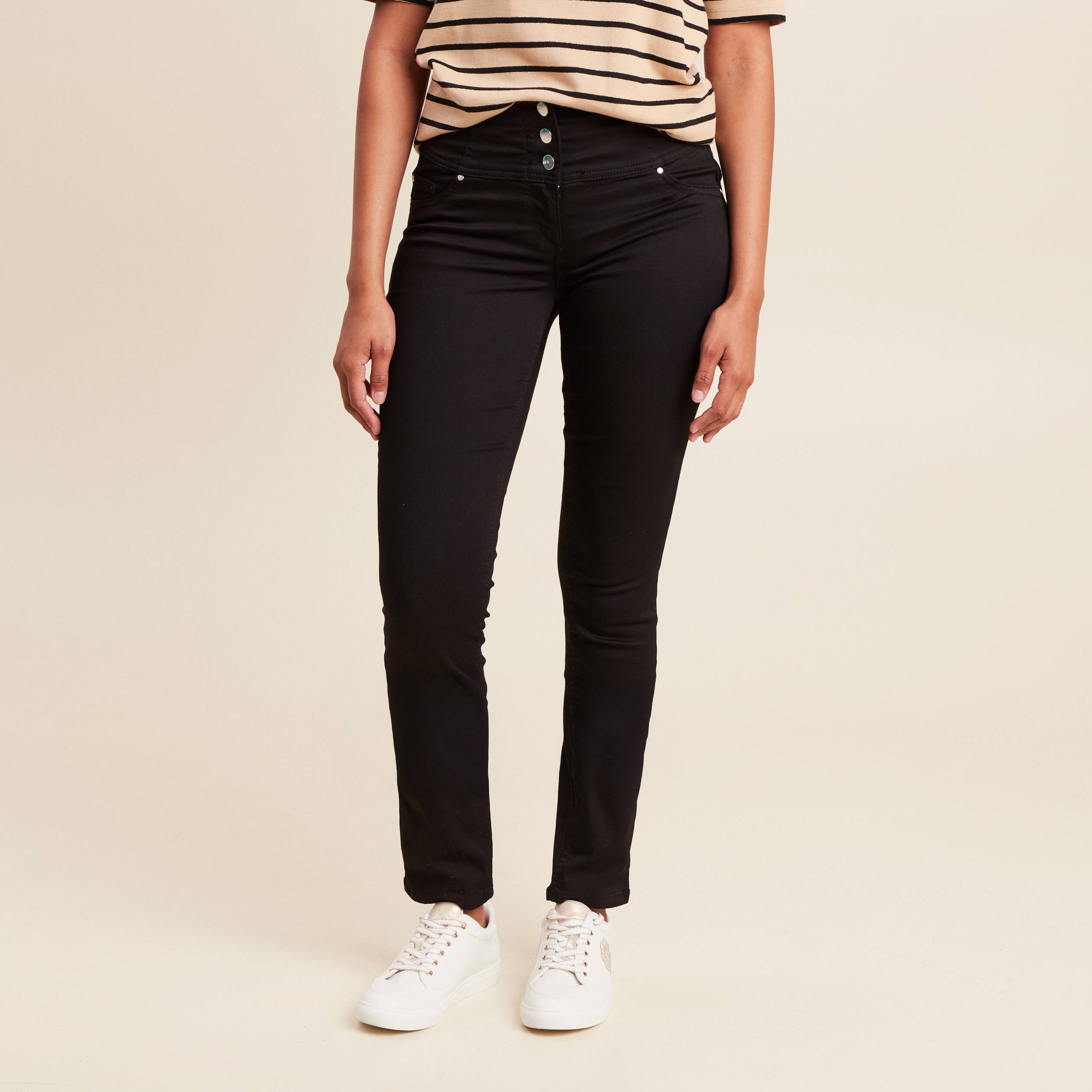 Pantalon magique Le Gainant ajust&eacute; denim noir femme