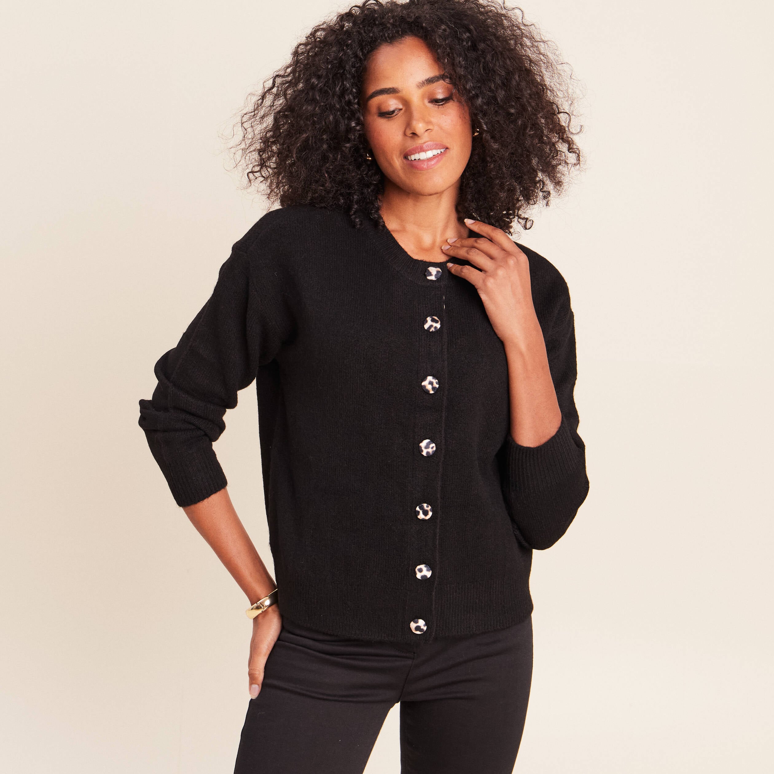 Gilet droit mi-long col rond noir femme