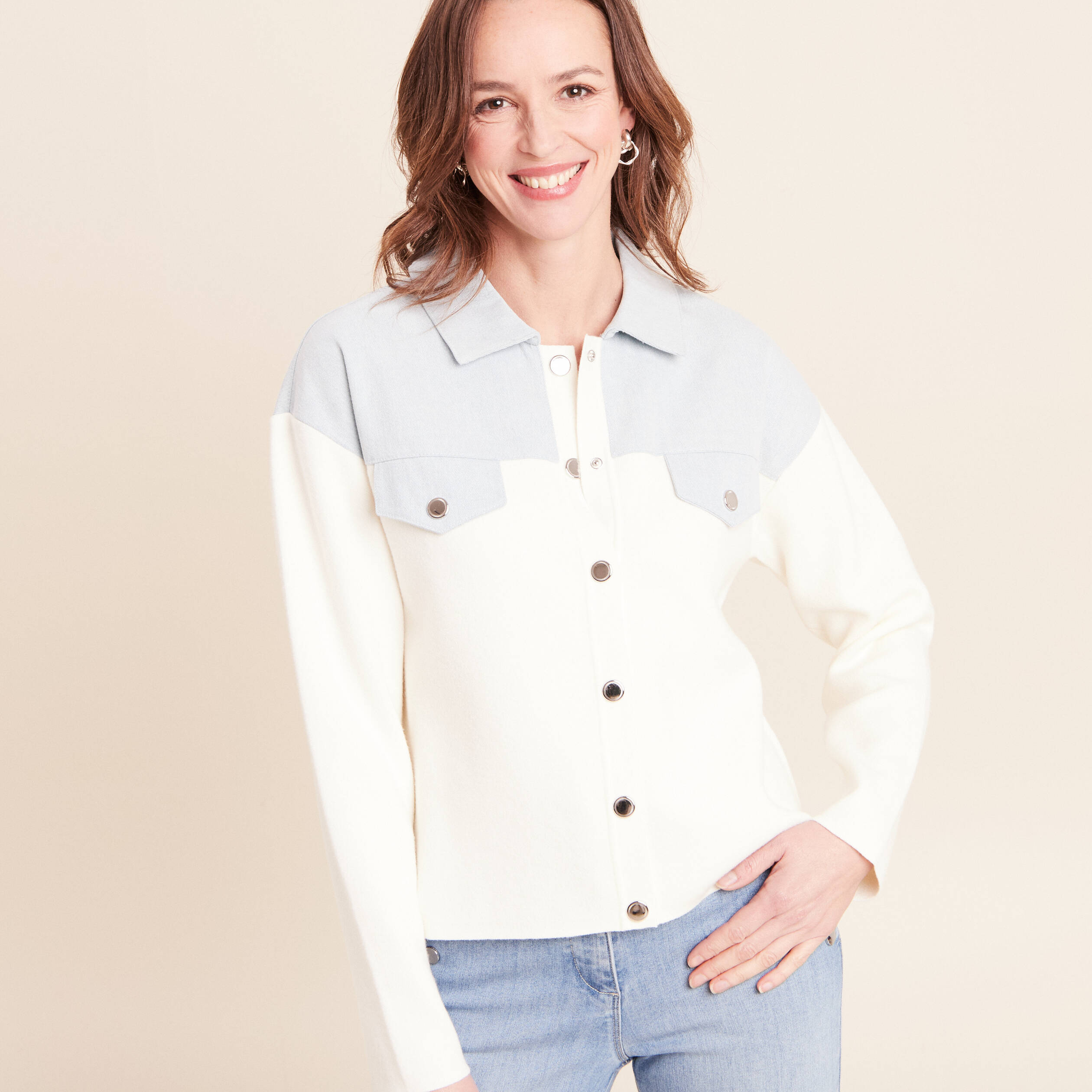 Gilet manches longues col chemise ecru femme