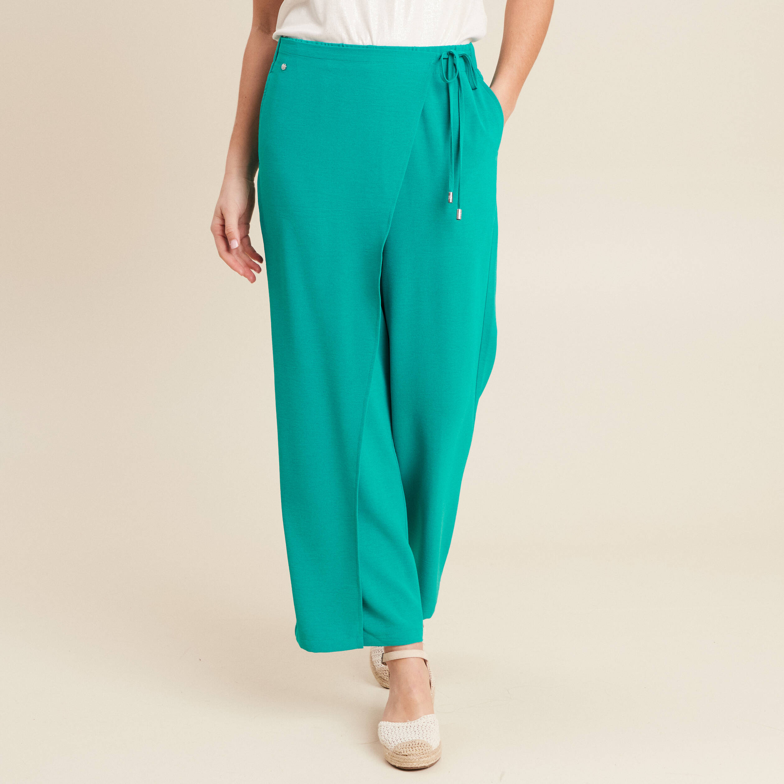 Pantalon coupe large avec pan vert &eacute;meraude femme