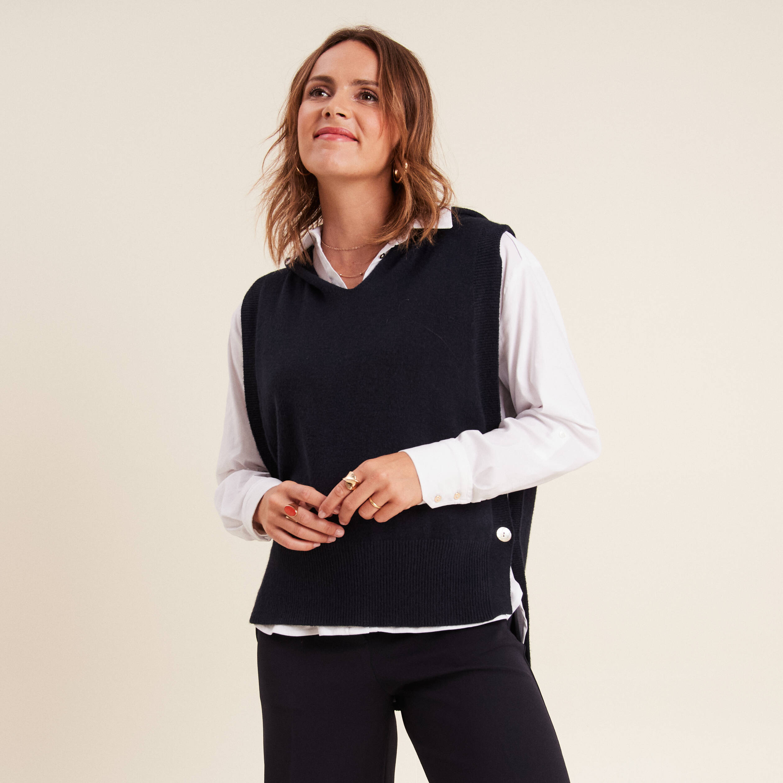 pull sans manches a capuche bleu fonce femme Pull sans manches à capuche bleu foncé femme