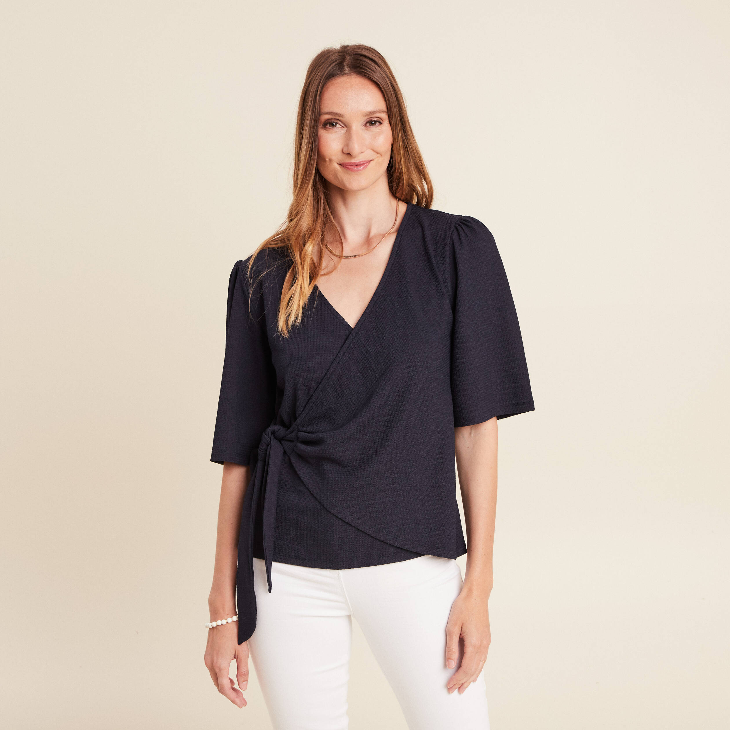 blouse col v manches coude bleu fonce femme Blouse col V manches coude bleu foncé femme