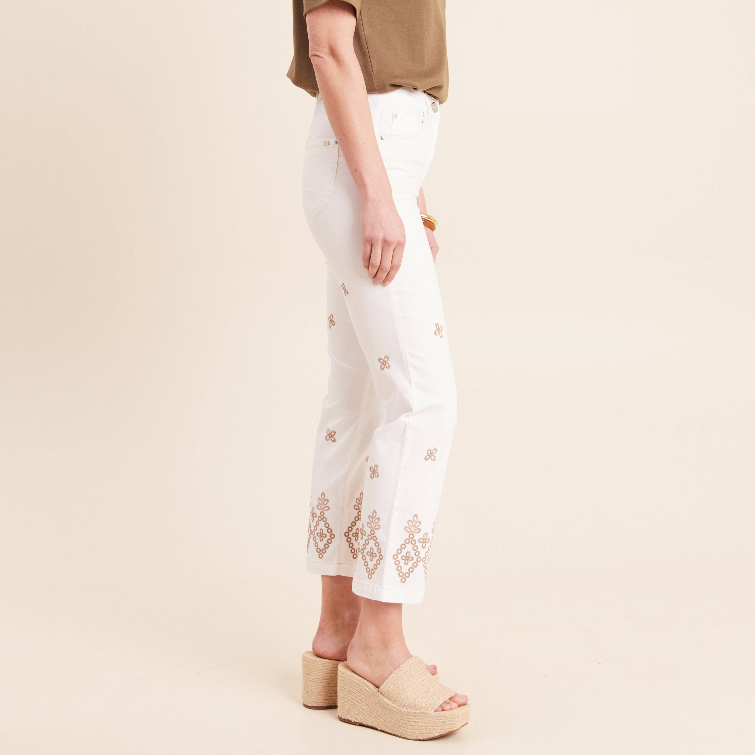 Pantalon magique Le L&eacute;ger coupe droite beige femme
