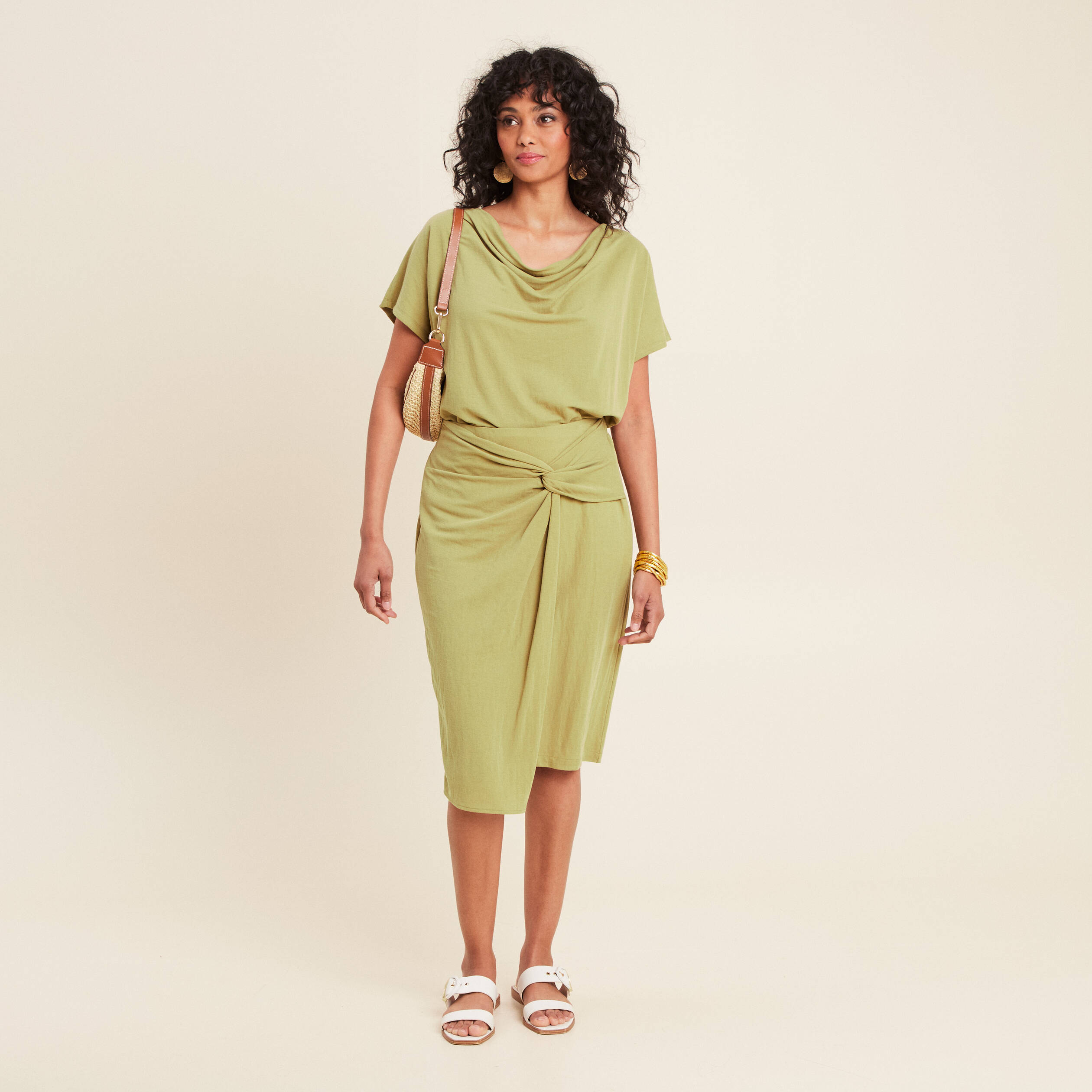 jupe droite effet portefeuille vert olive femme Jupe droite effet portefeuille vert olive femme
