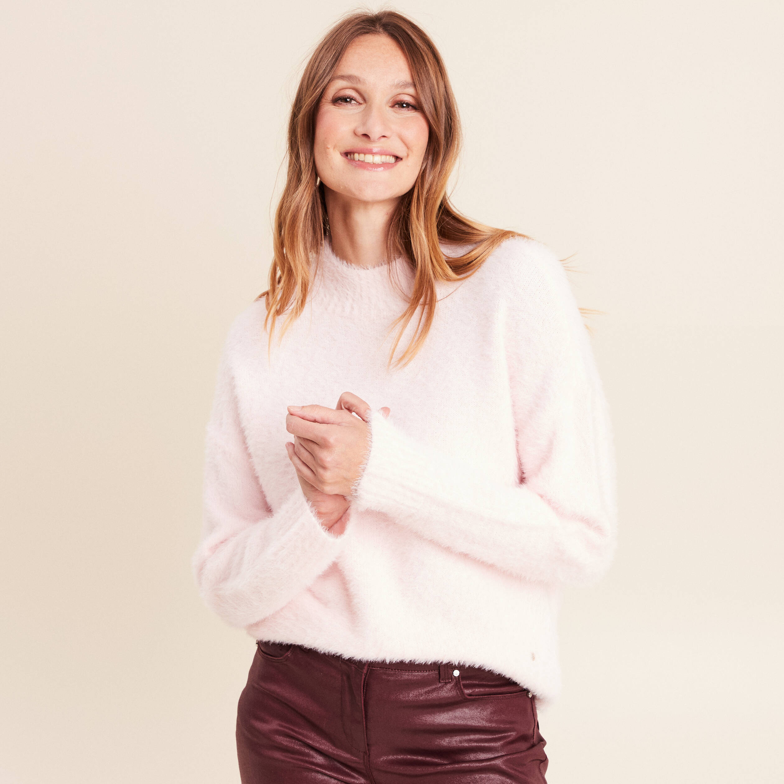 Pull col montant doux rose clair femme