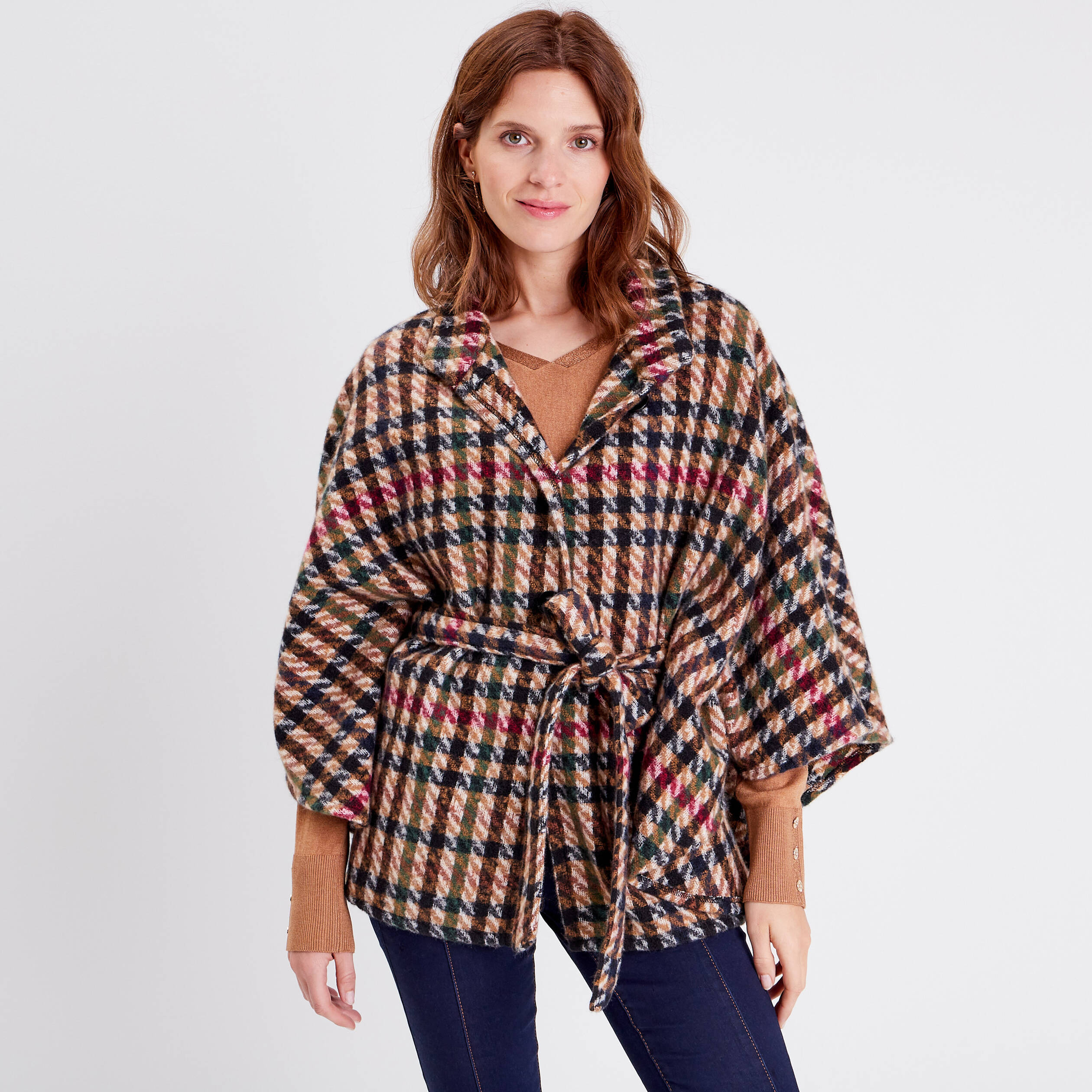 Poncho boutonné ceinturé ecru femme