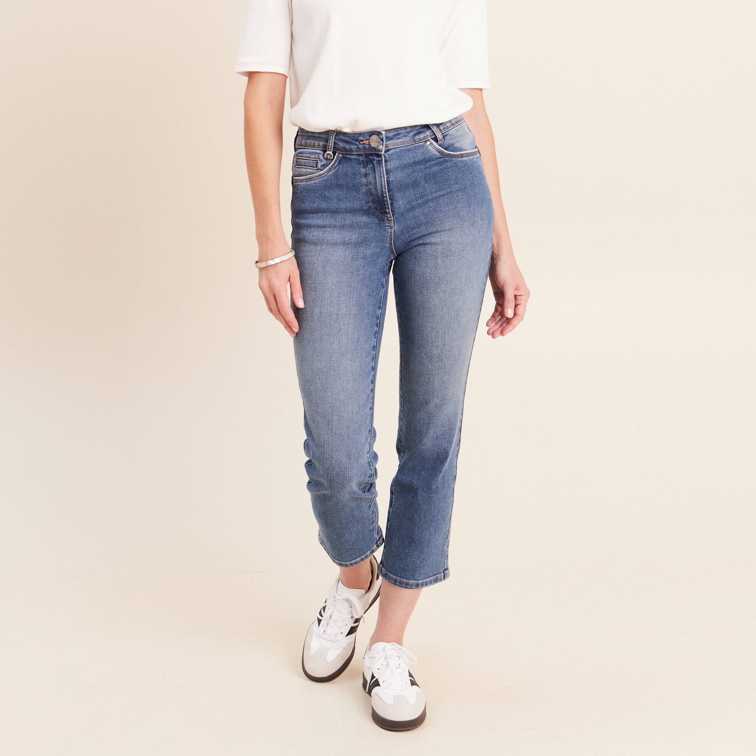 Jean coupe droite 7/8&egrave;me denim stone femme