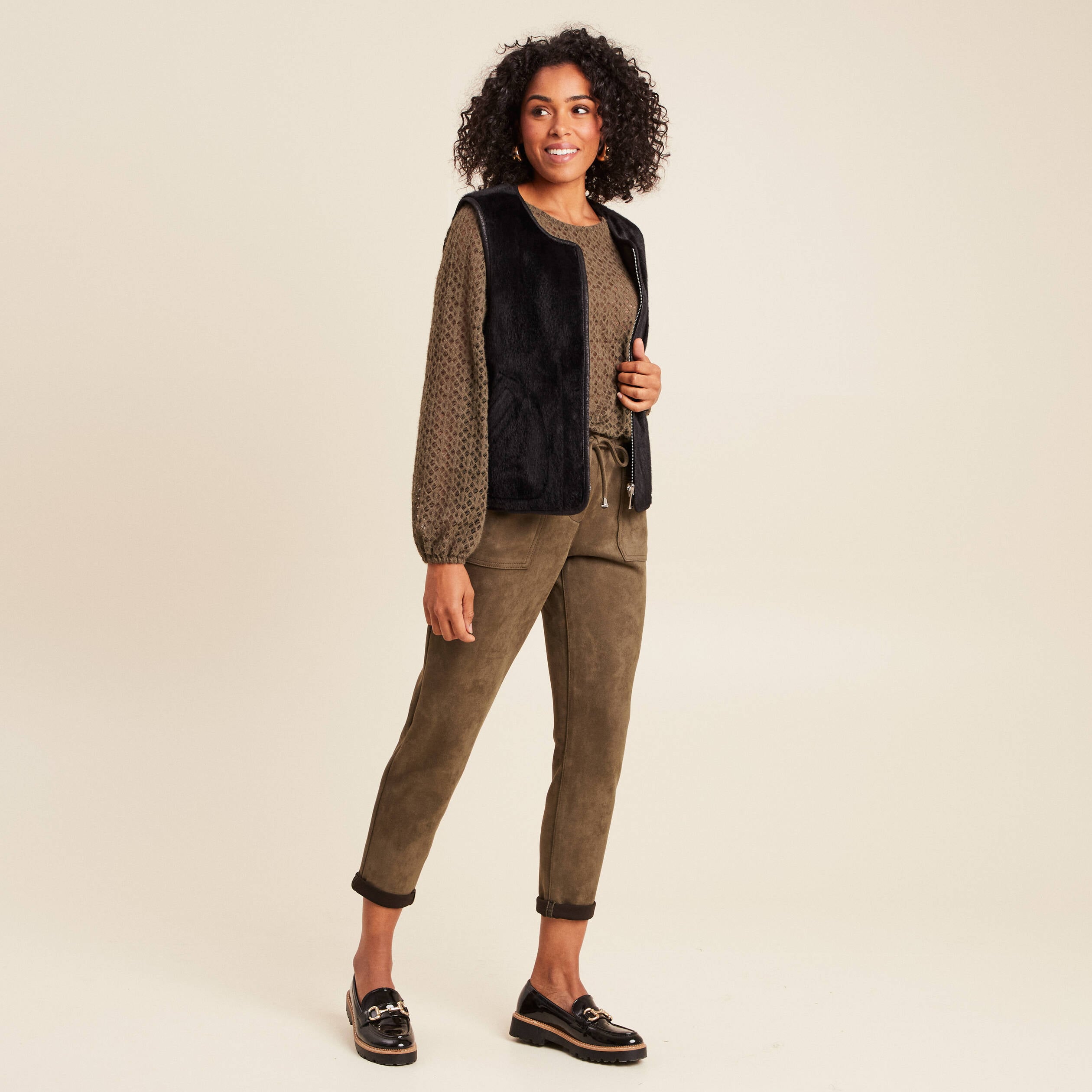 Veste sans manches sans col marron fonc&eacute; noir femme