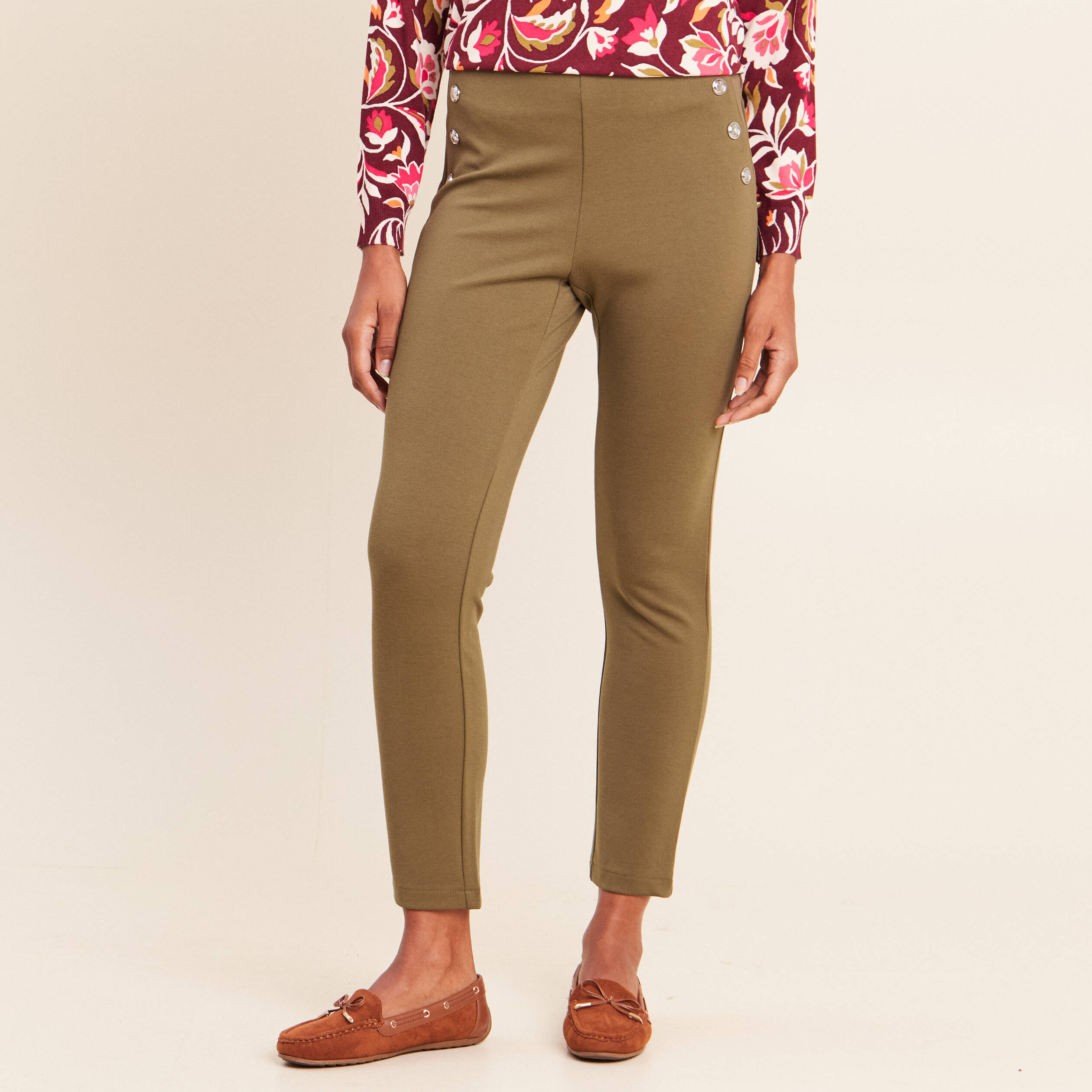 Legging 7/8&egrave;me taille bascul&eacute;e en maille vert kaki femme