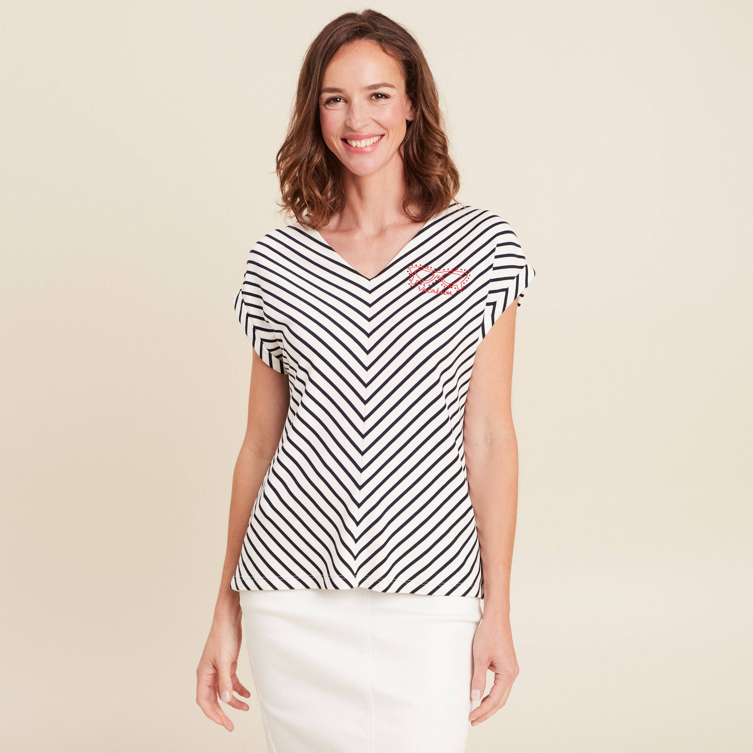 t shirt manches courtes brode bleu femme T-shirt manches courtes brodé bleu femme