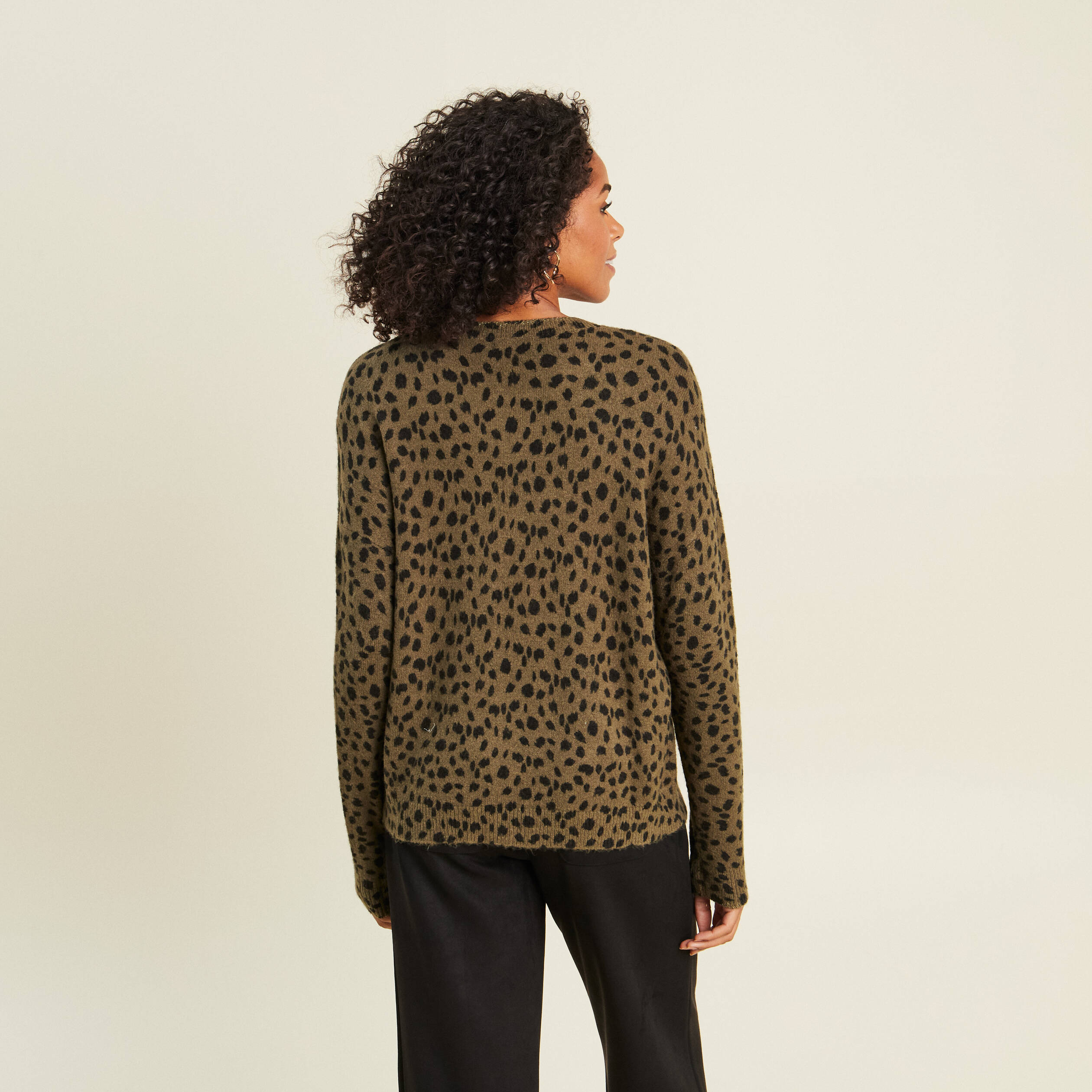 Pull droit col rond manches longues vert femme