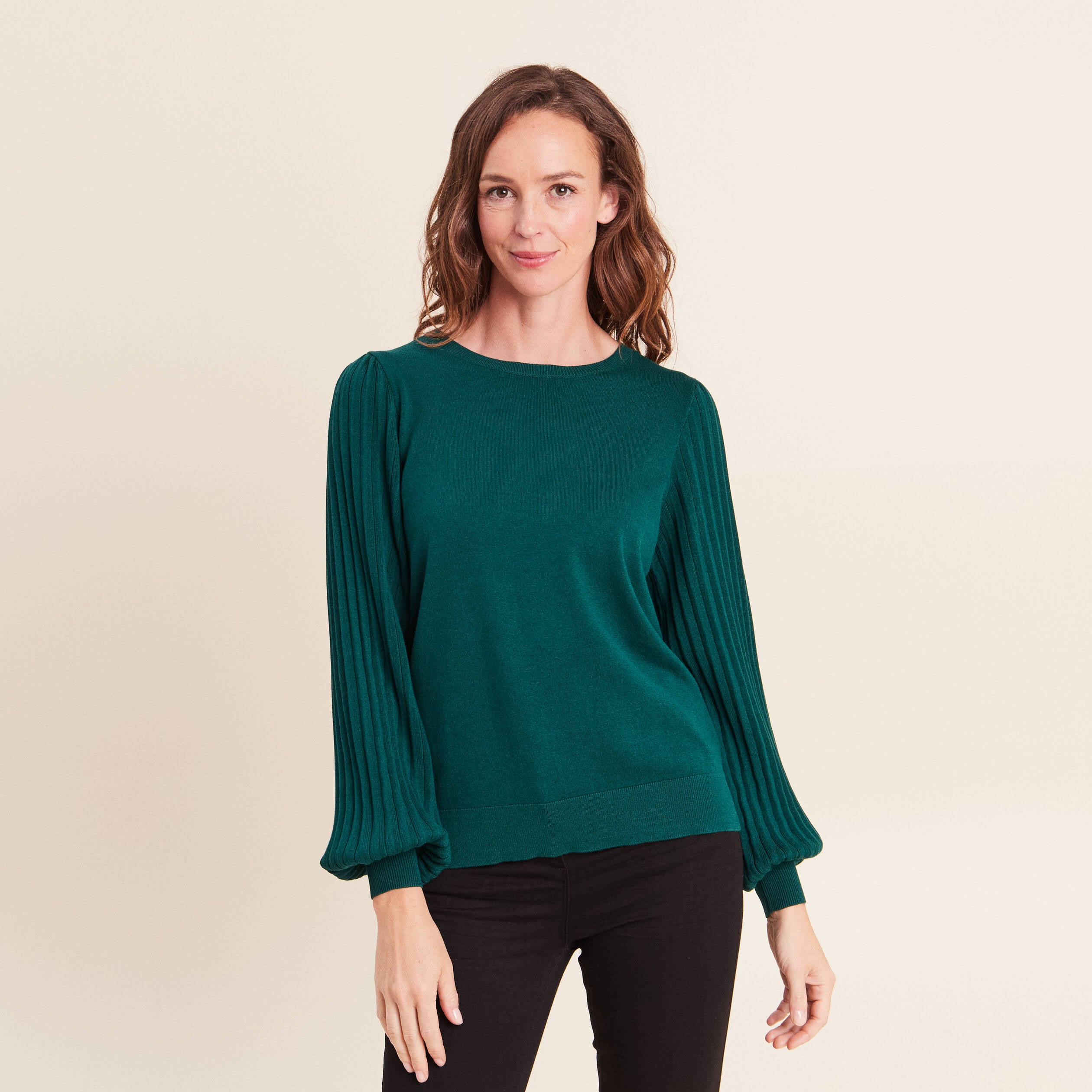 Pull cintr&eacute; col rond manches longues vert fonc&eacute; femme