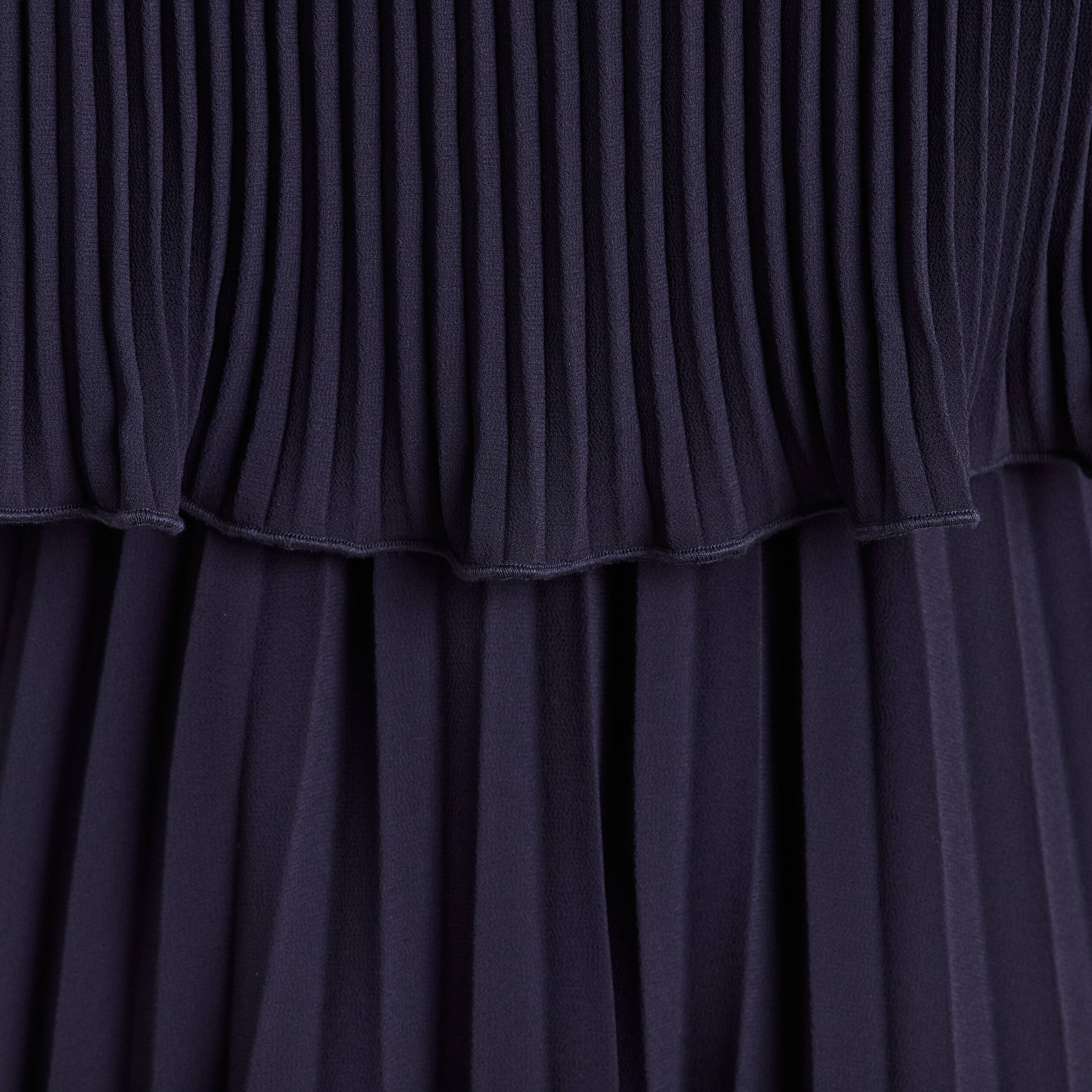 Robe longue &eacute;vas&eacute;e pliss&eacute;e sans manches bleu marine femme