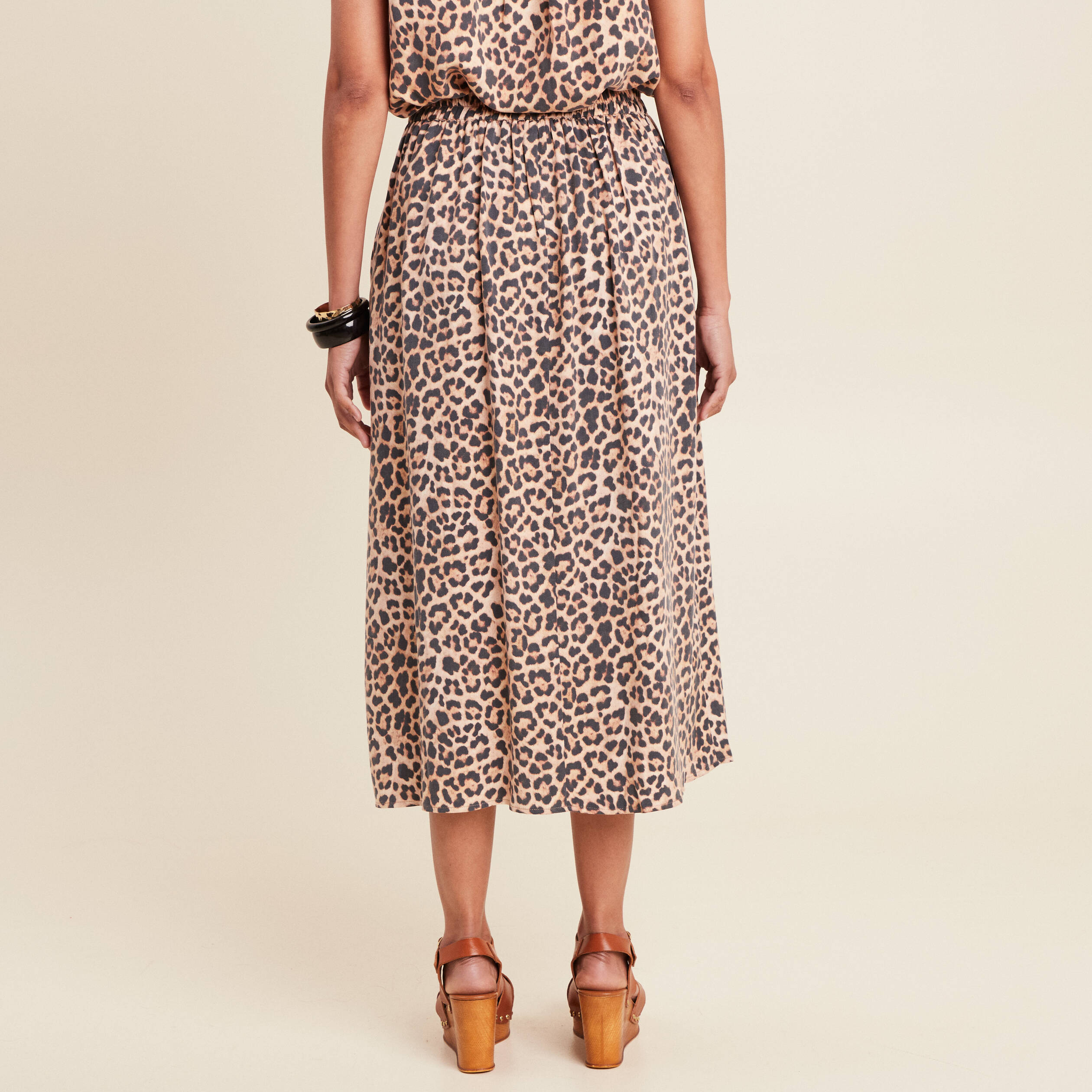 jupe midi evasee plissee sable femme Jupe midi évasée plissée sable femme