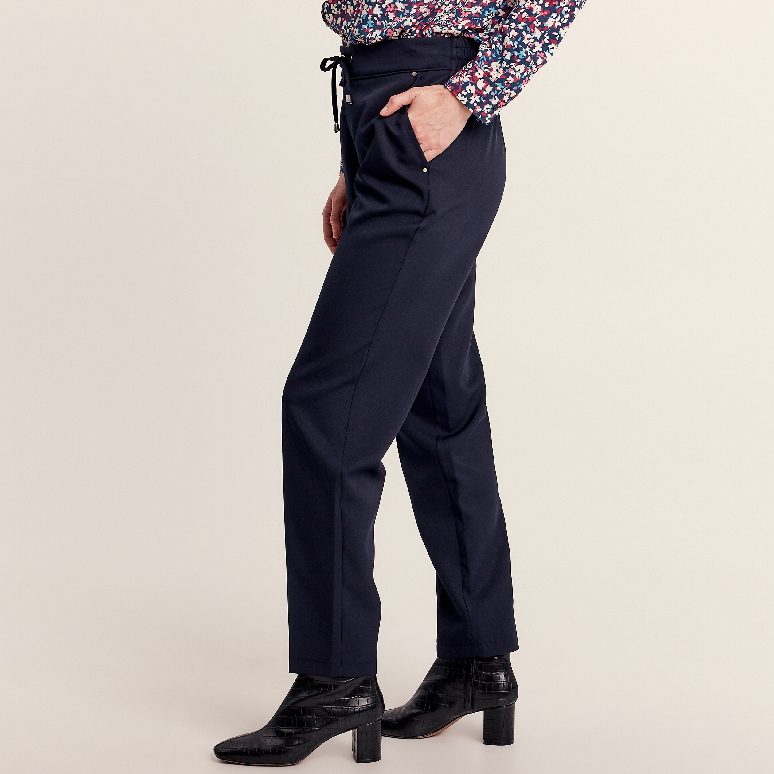 Pantalon jogging 7/8ème bleu foncé femme