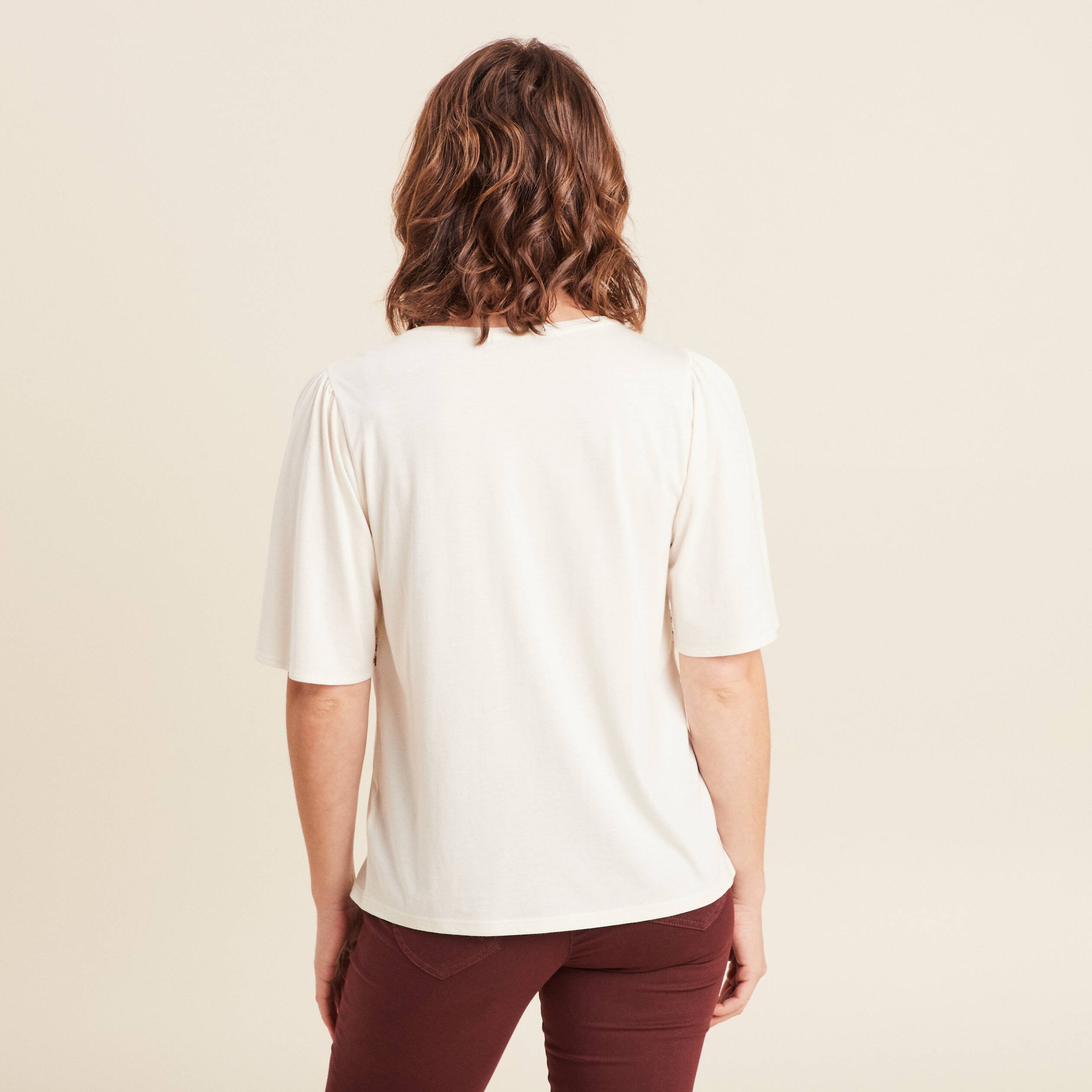t shirt manches courtes brode ecru femme T-shirt manches courtes brodé ecru femme