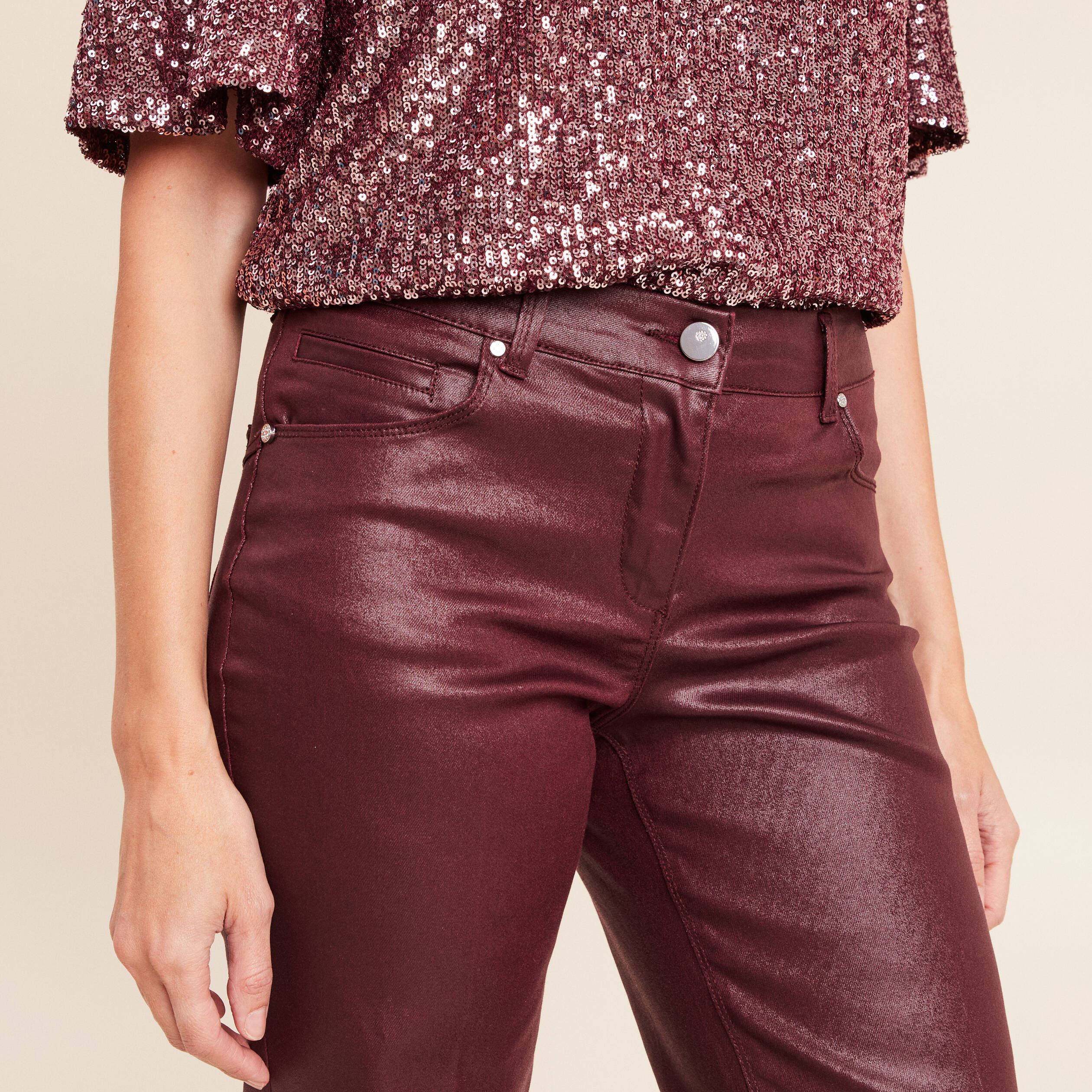 Pantalon enduit coupe large bordeaux femme