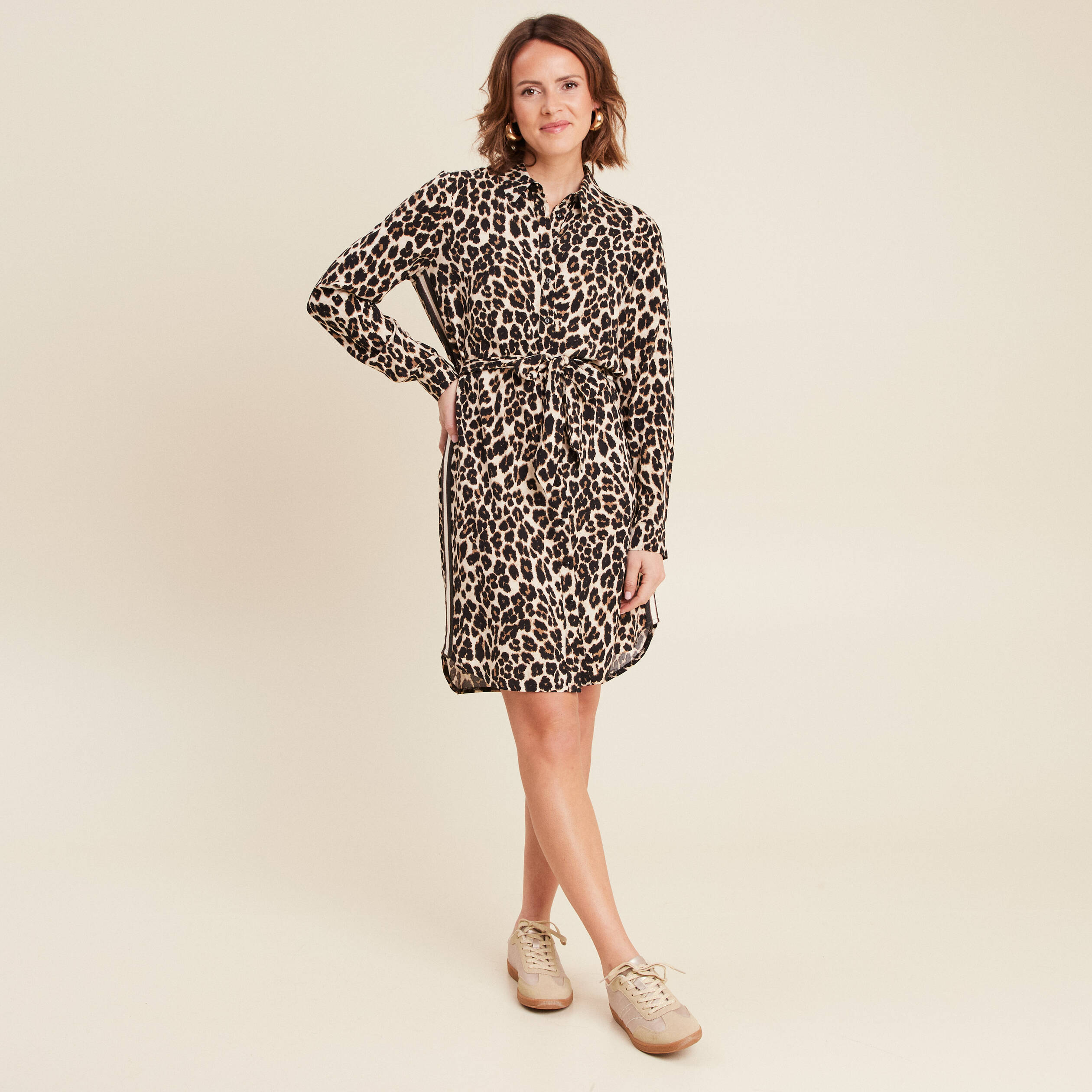 robe droite fluide ceinturee creme femme Robe droite fluide ceinturée creme femme