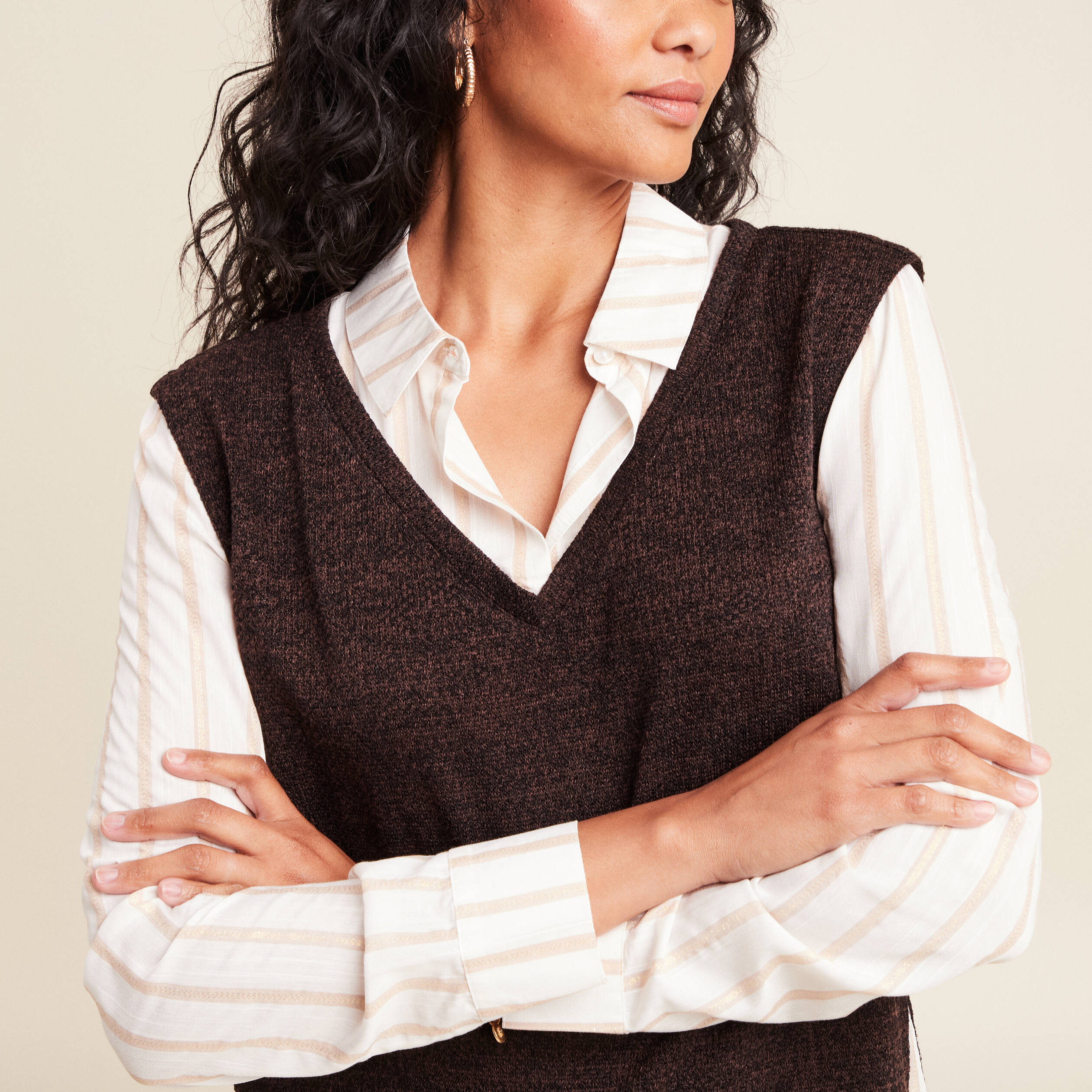 Pull effet 2-en-1 chemise marron fonc&eacute; femme