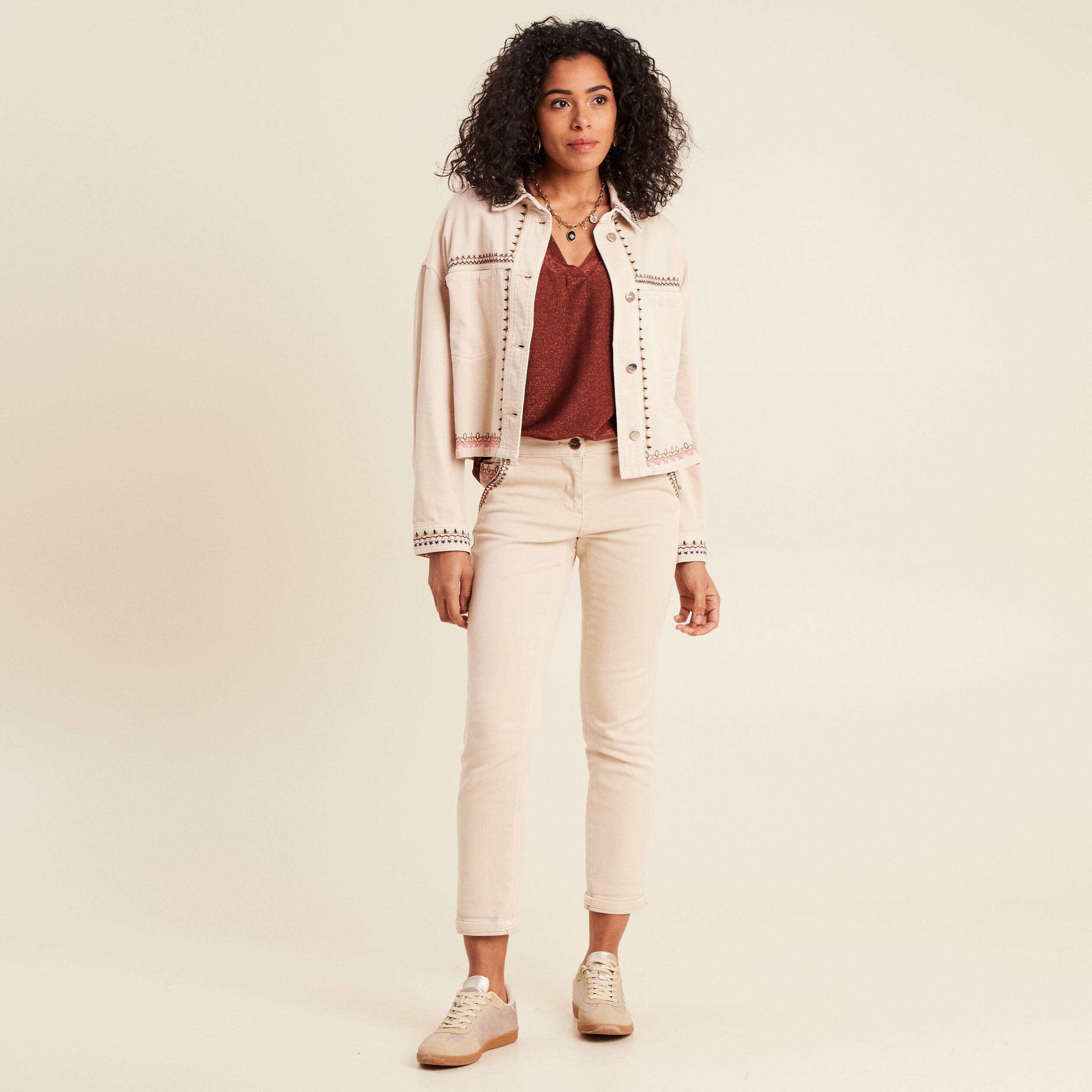 pantalon chino brode 78eme denim beige femme Pantalon chino brodé 7/8ème denim beige femme