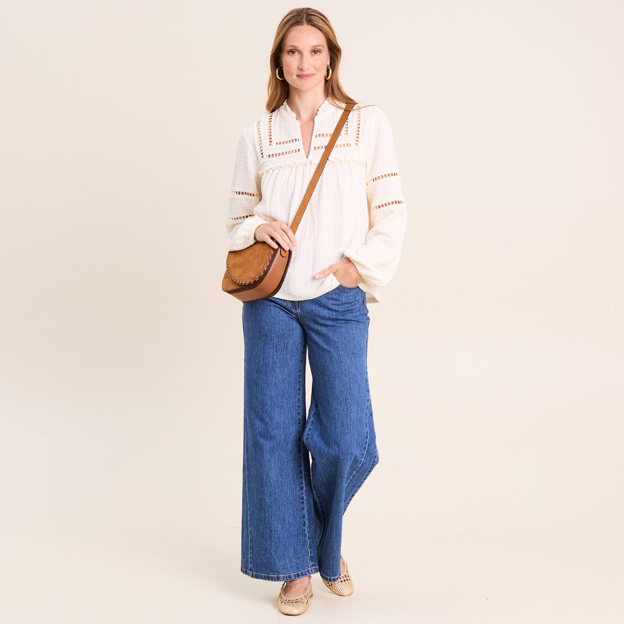 Blouse boh&egrave;me maille cr&ecirc;p&eacute;e ecru femme