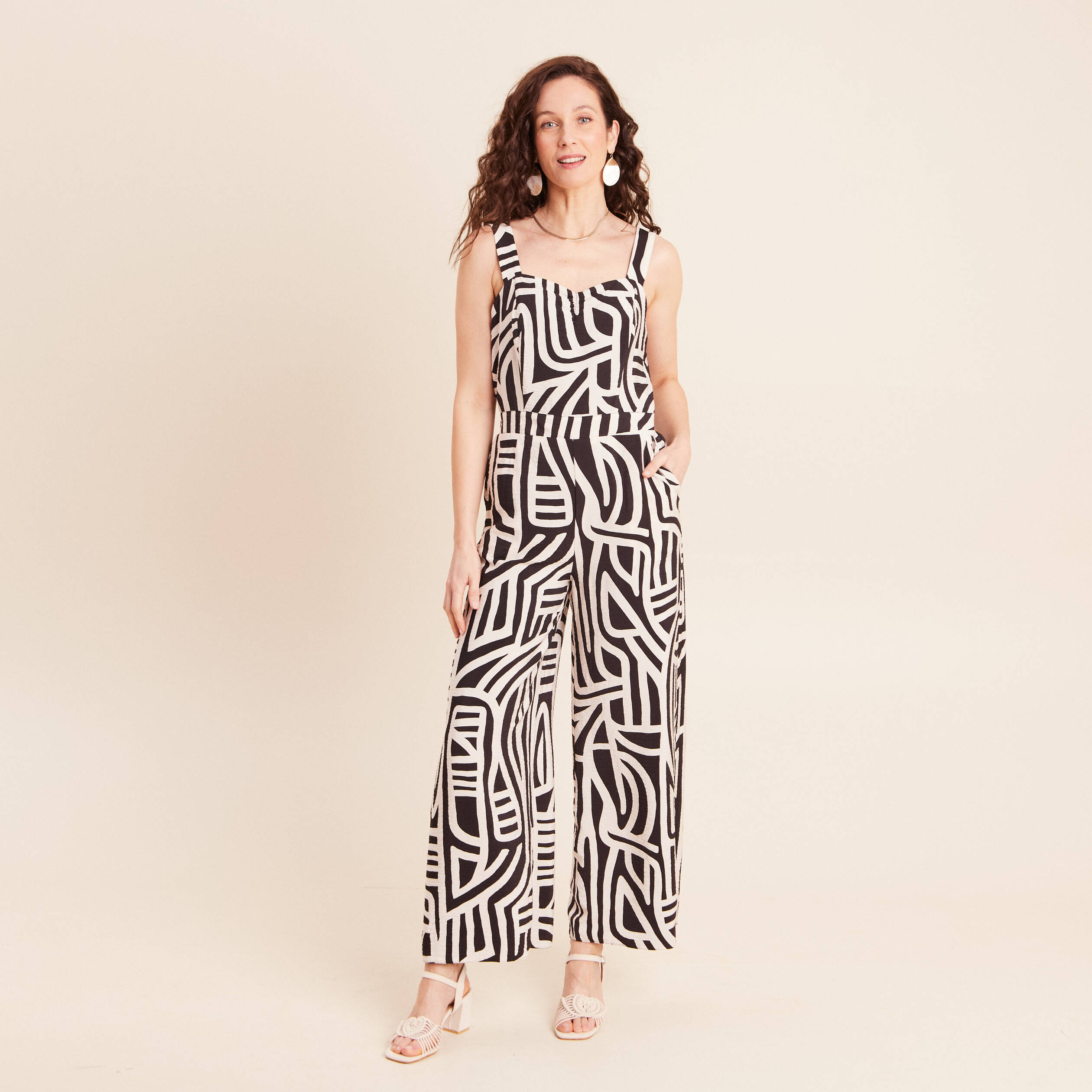 Combinaison r&eacute;versible col c&oelig;ur noir femme