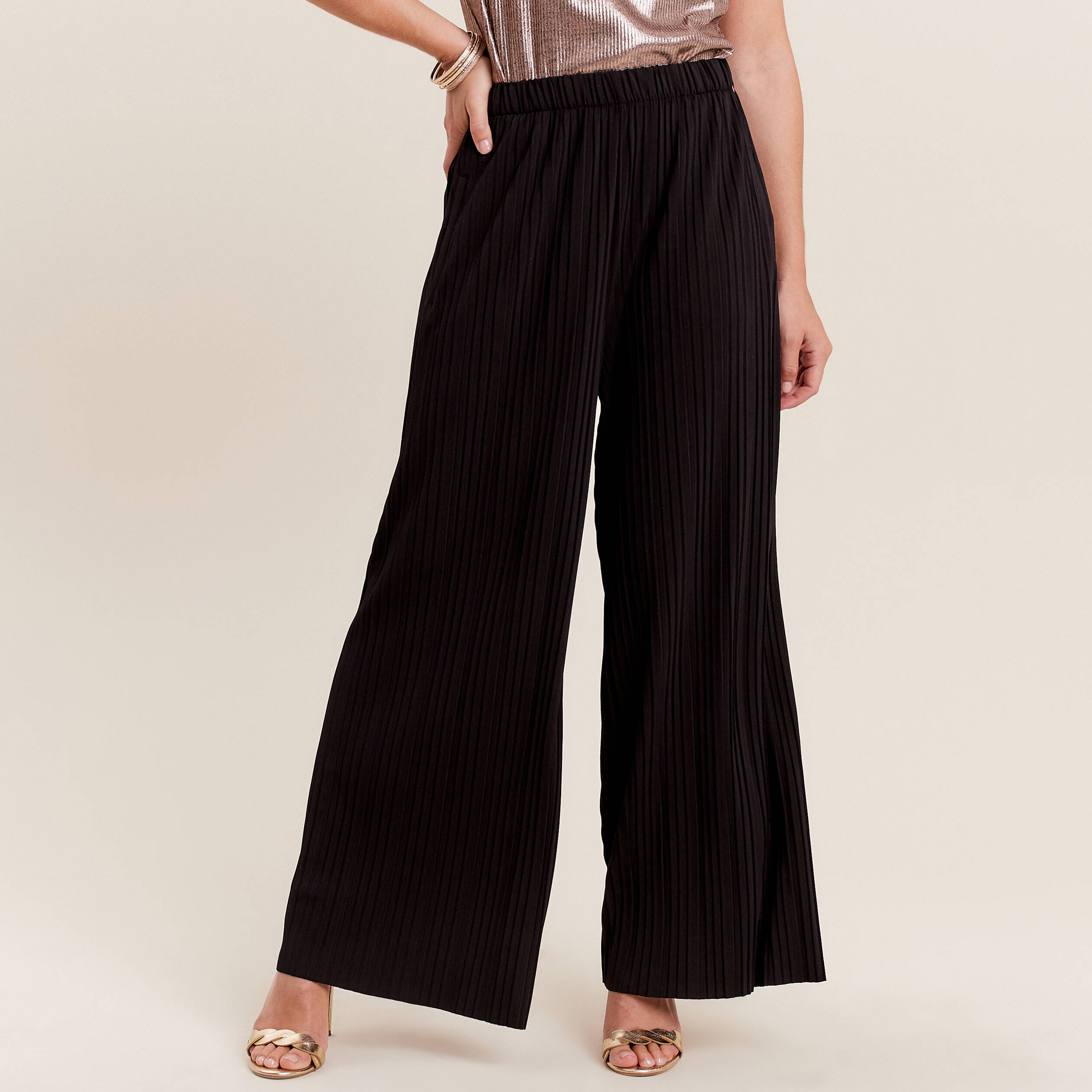 Pantalon large plissé 7/8ème noir femme
