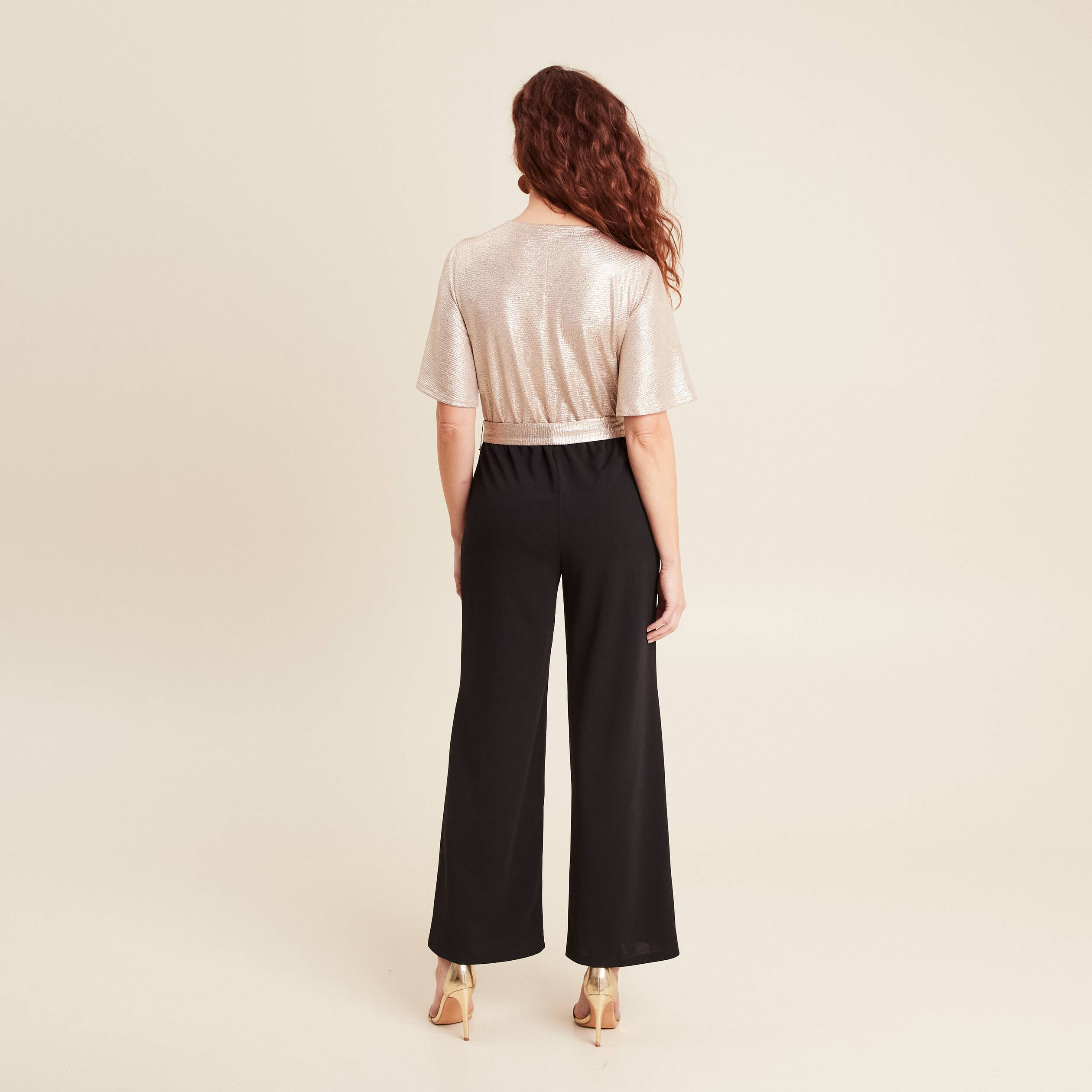 Combinaison pantalon droite couleur or femme
