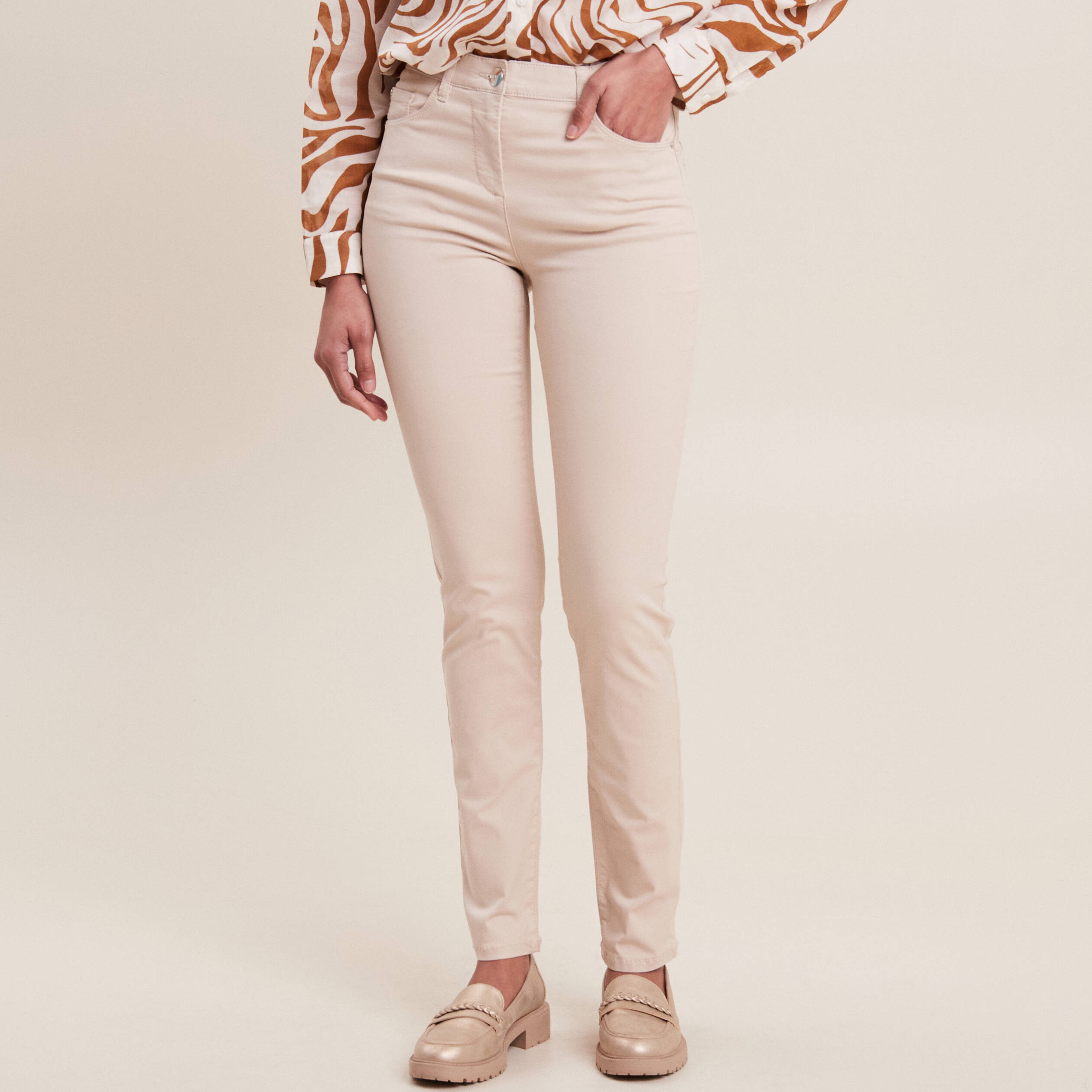 pantalon magique ajuste taille standard ecru femme Pantalon magique ajusté taille standard ecru femme