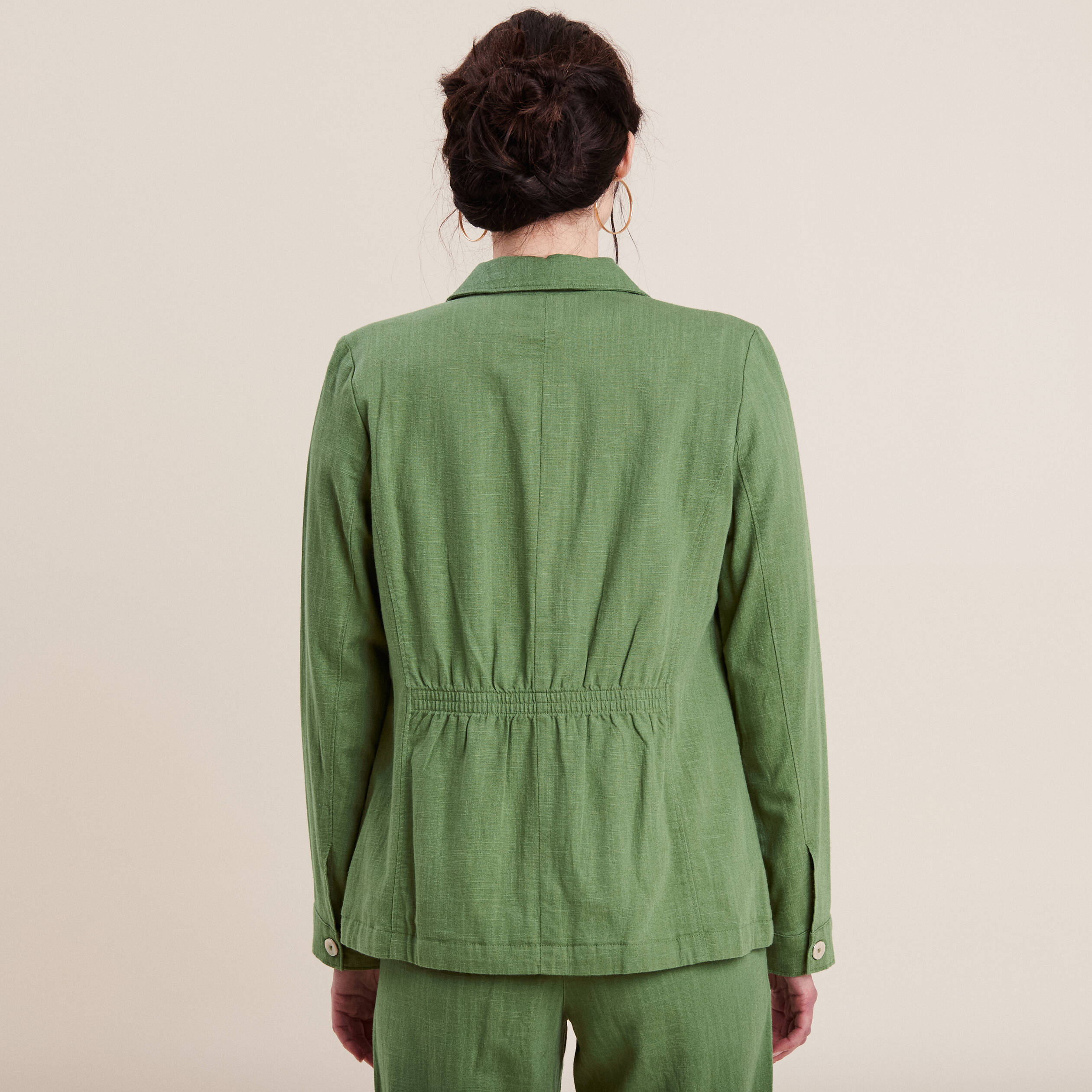 veste droite boutonnee vert femme Veste droite boutonnée vert femme