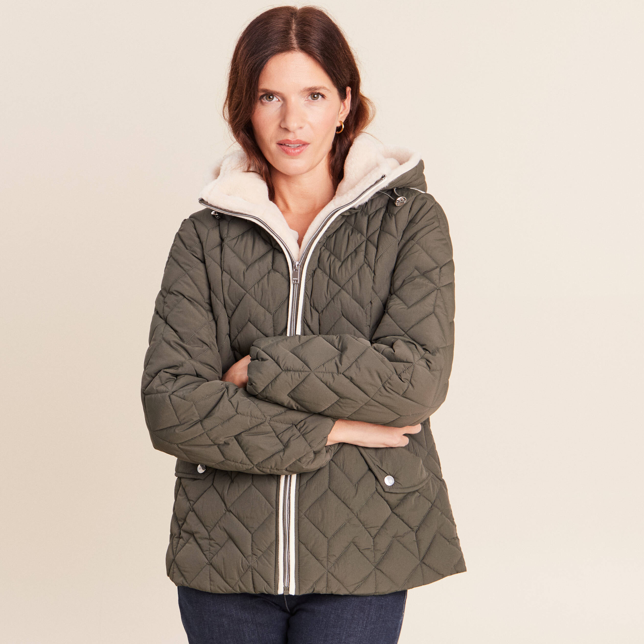Doudoune doubl&eacute;e avec capuche vert kaki femme