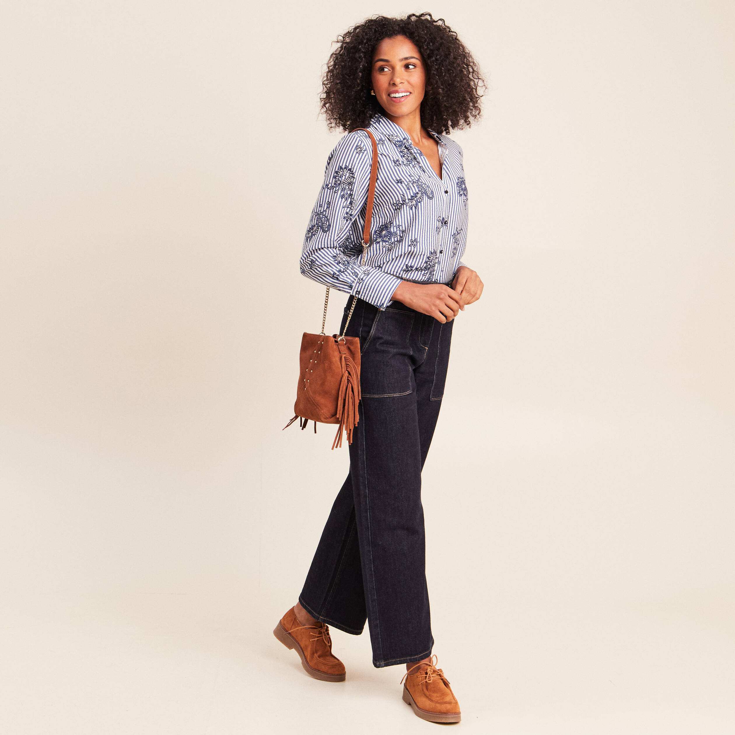 Chemise droite manches longues bleu fonc&eacute; femme