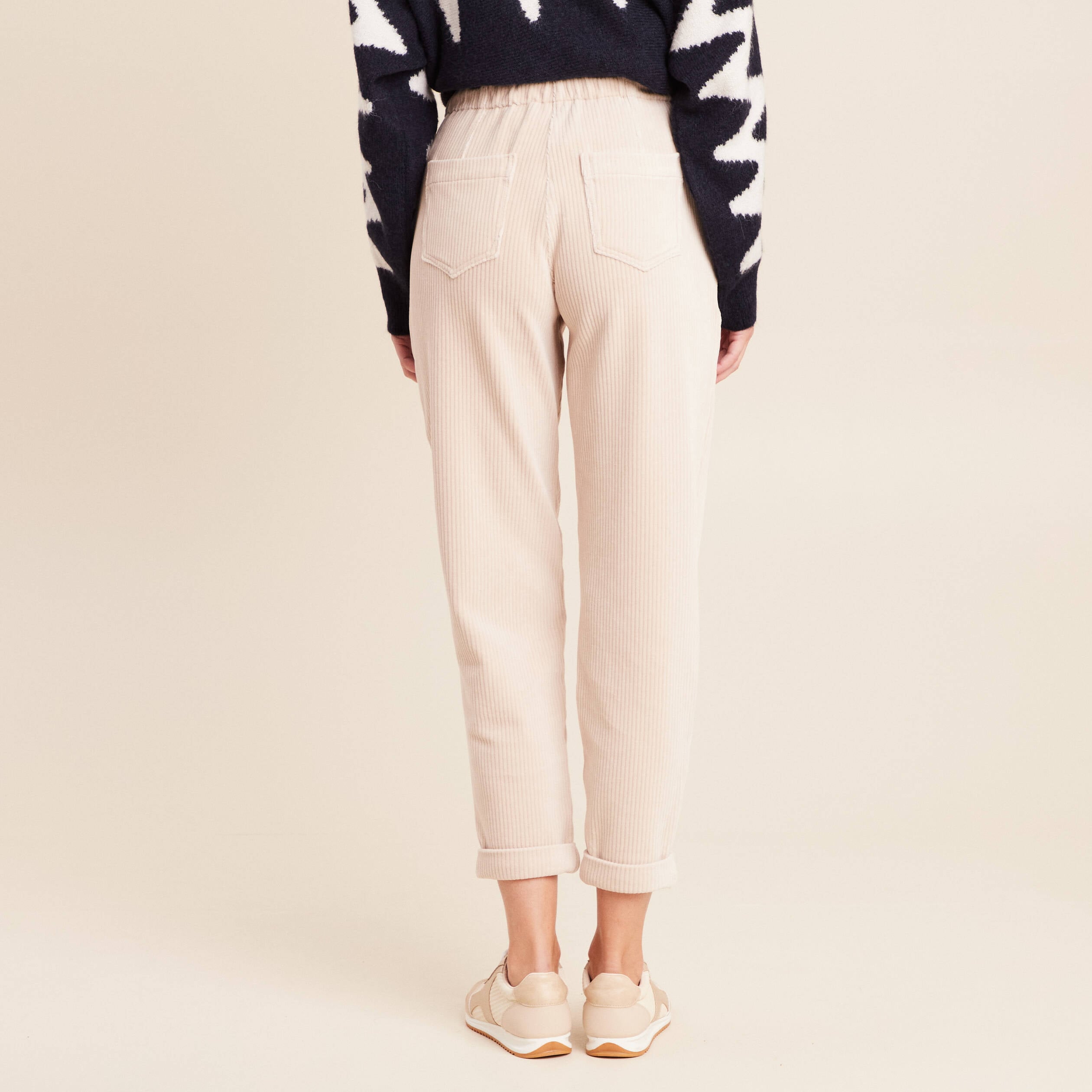 Pantalon coupe mom en velours sable femme