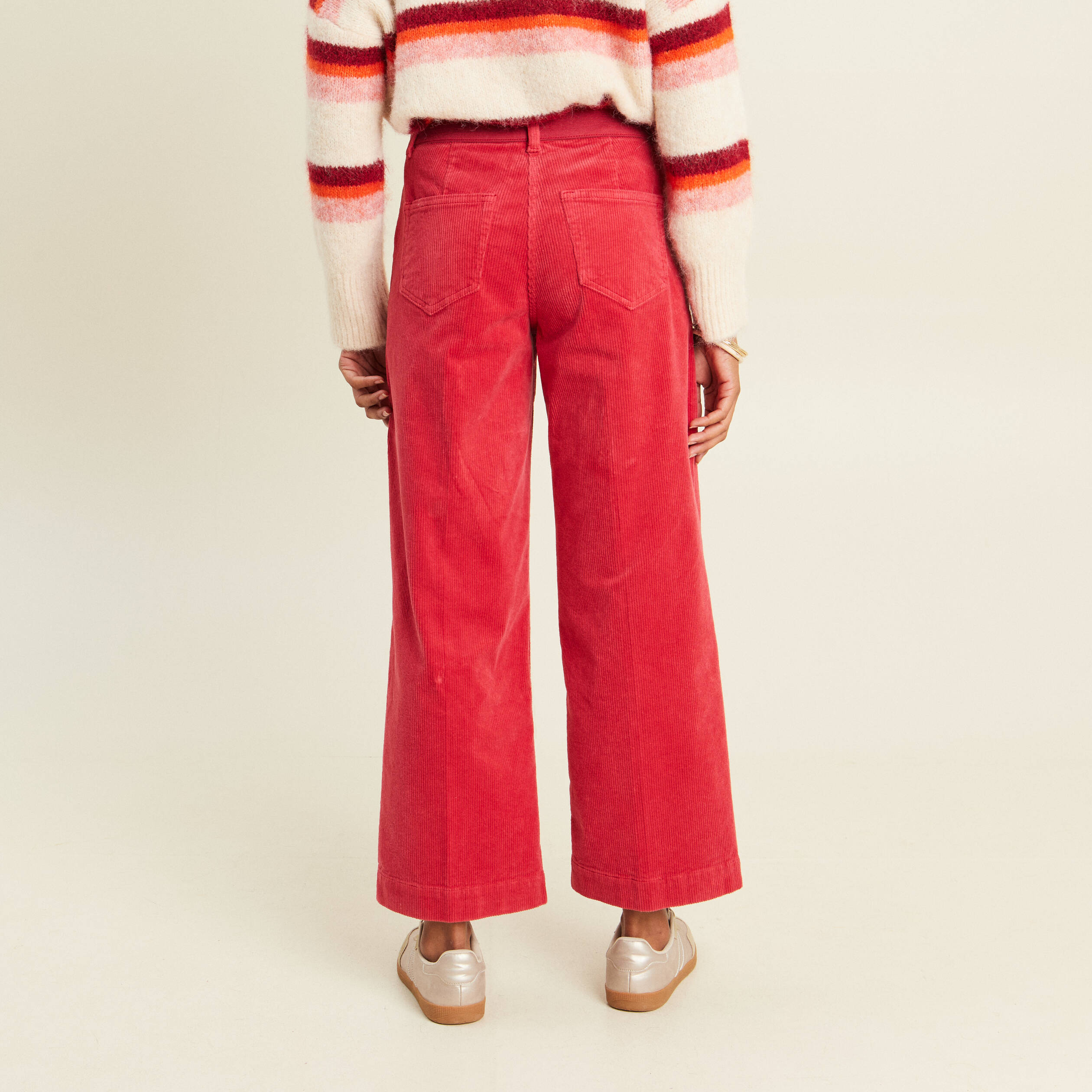 Pantalon large velours c&ocirc;tel&eacute; rouge femme
