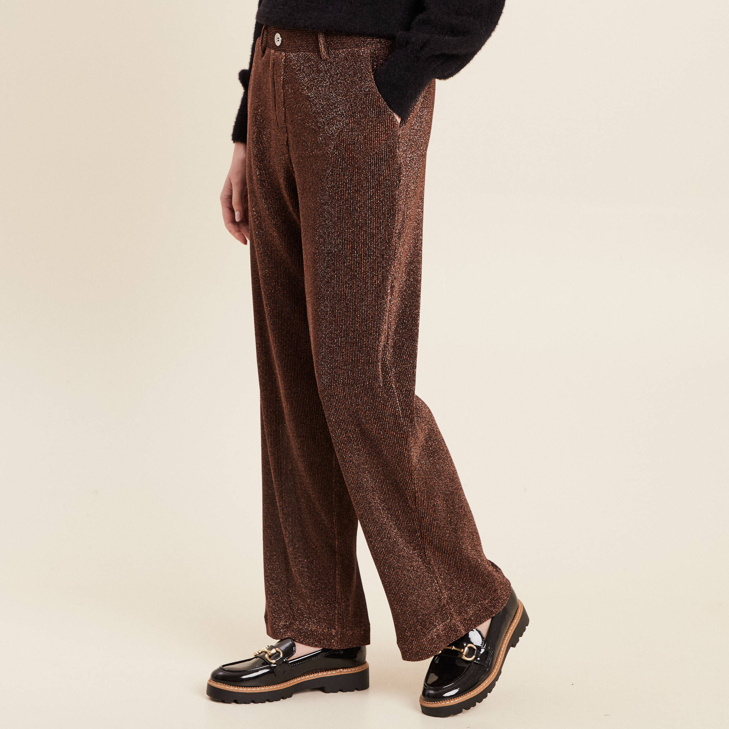 pantalon flou effet tricote couleur cuivre femme Pantalon flou effet tricoté couleur cuivre femme