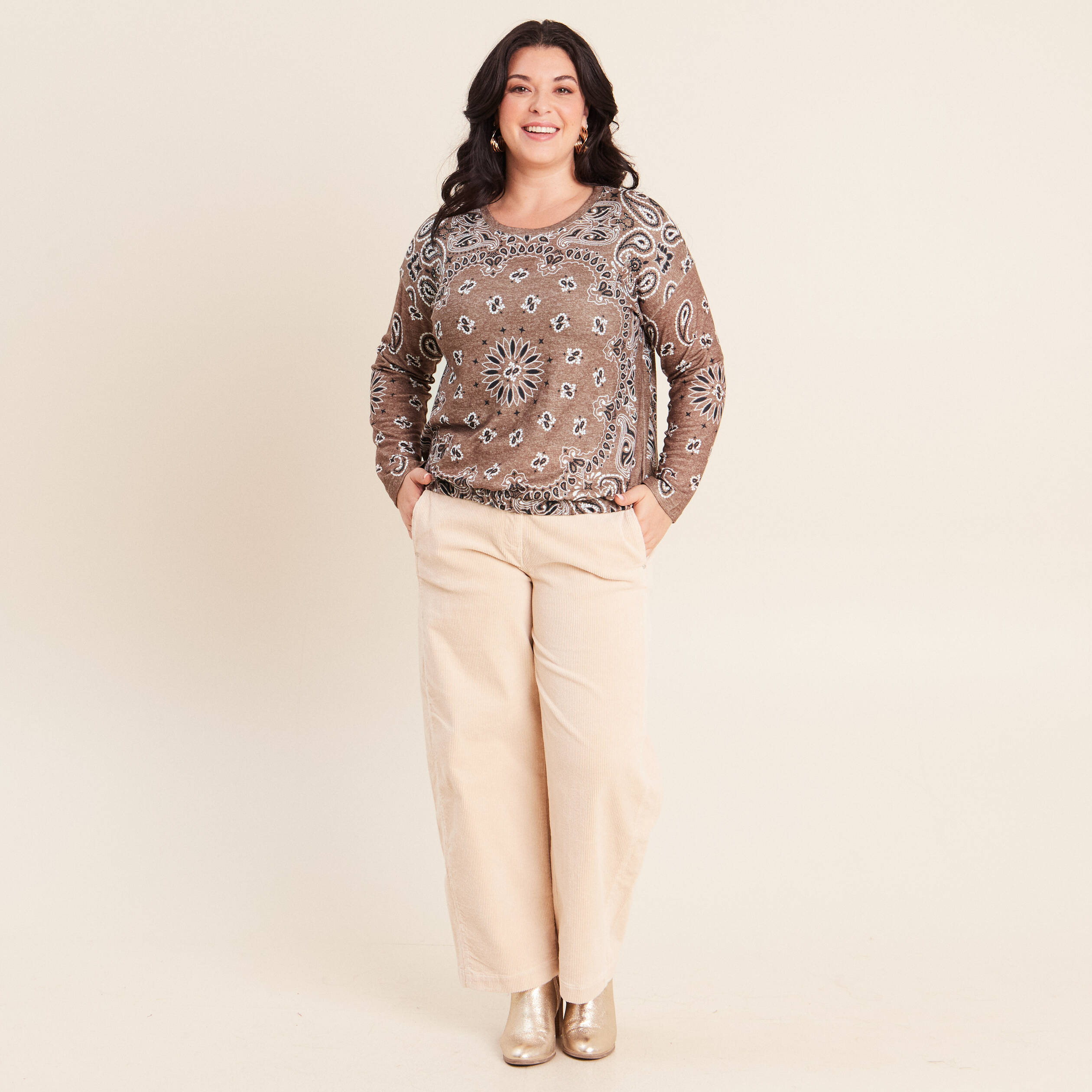 Pull col rond manches longues strass marron femme