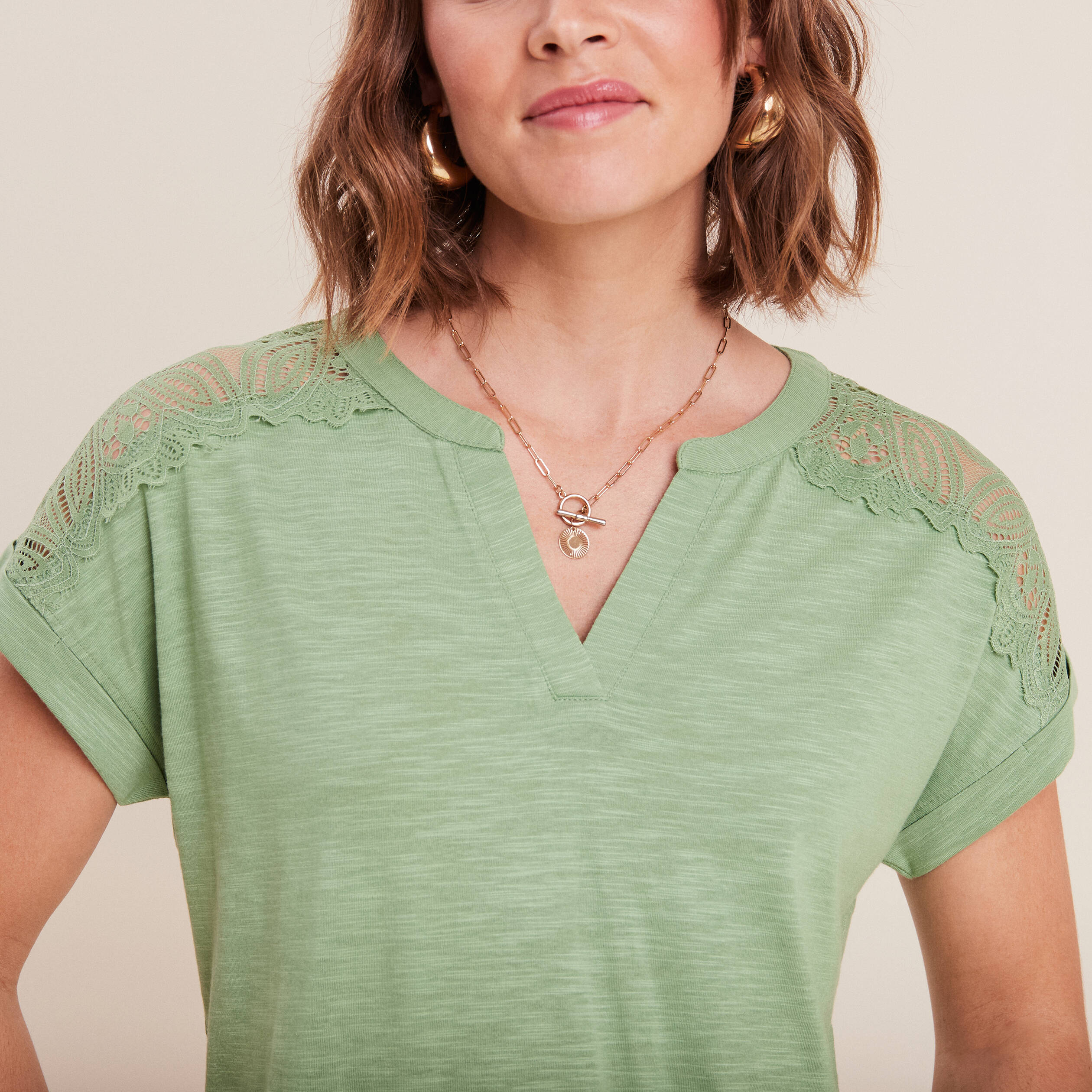 t shirt manches courtes vert olive femme T-shirt manches courtes vert olive femme
